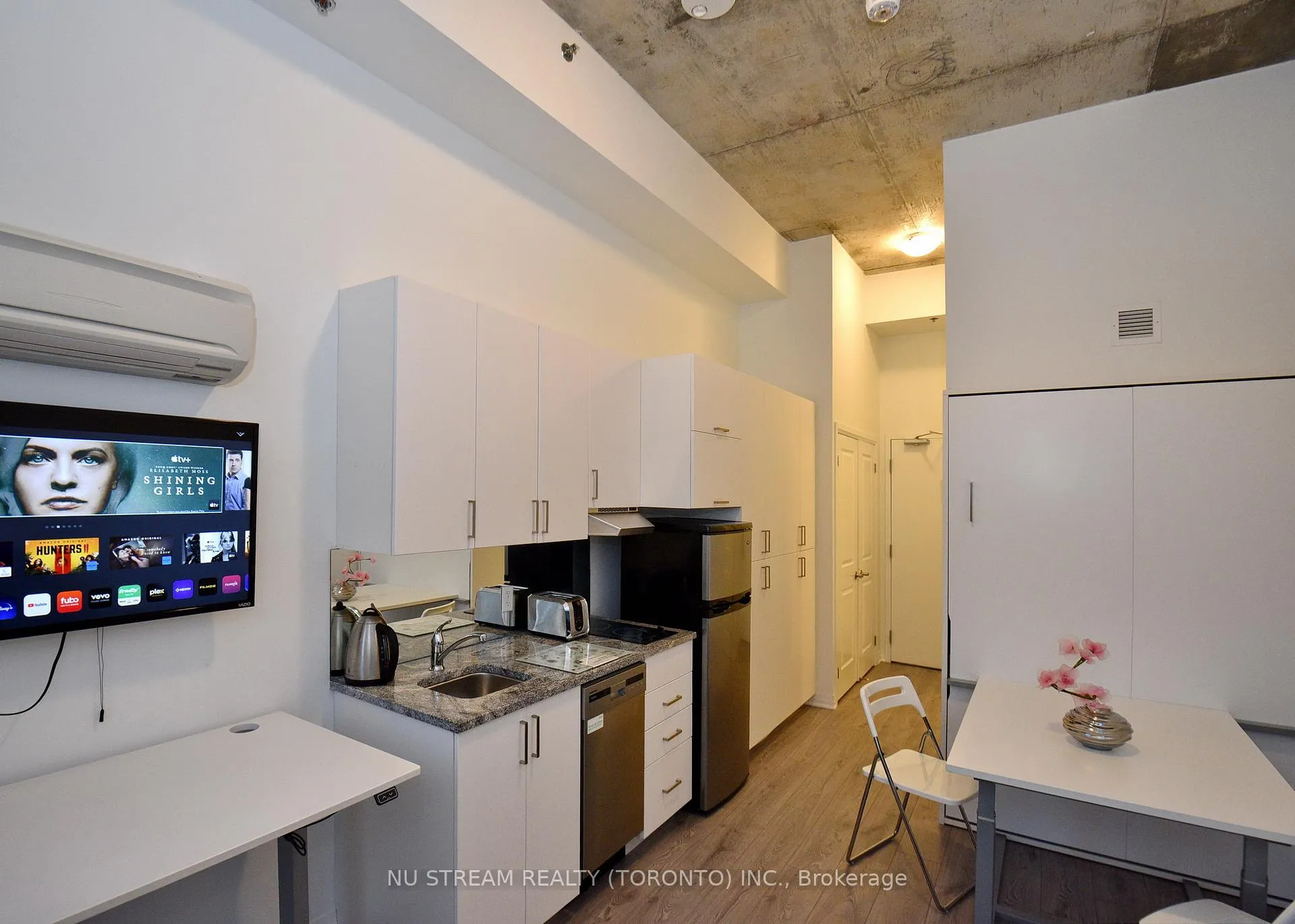 Photo 3 of Unit 834, 1900 Simcoe Street N, Oshawa, Samac — HOMEH