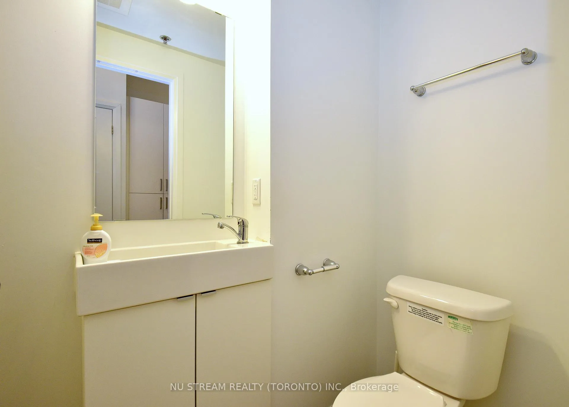 Photo 6 of Unit 834, 1900 Simcoe Street N, Oshawa, Samac — HOMEH