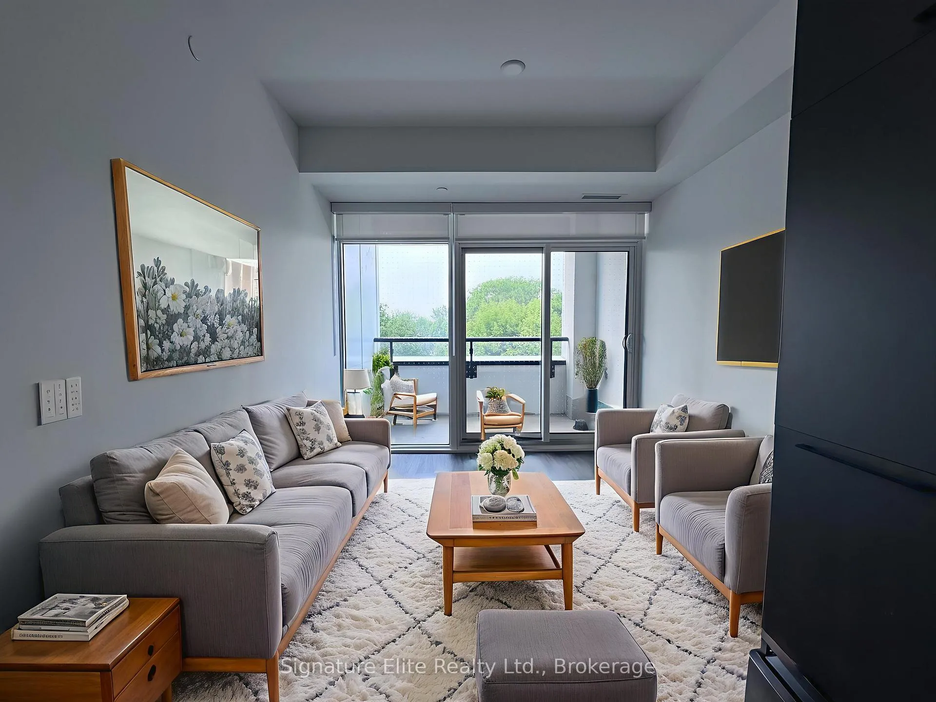 Photo 3 of Unit 421, 1050 Eastern Avenue, Toronto, The Beaches — HOMEH