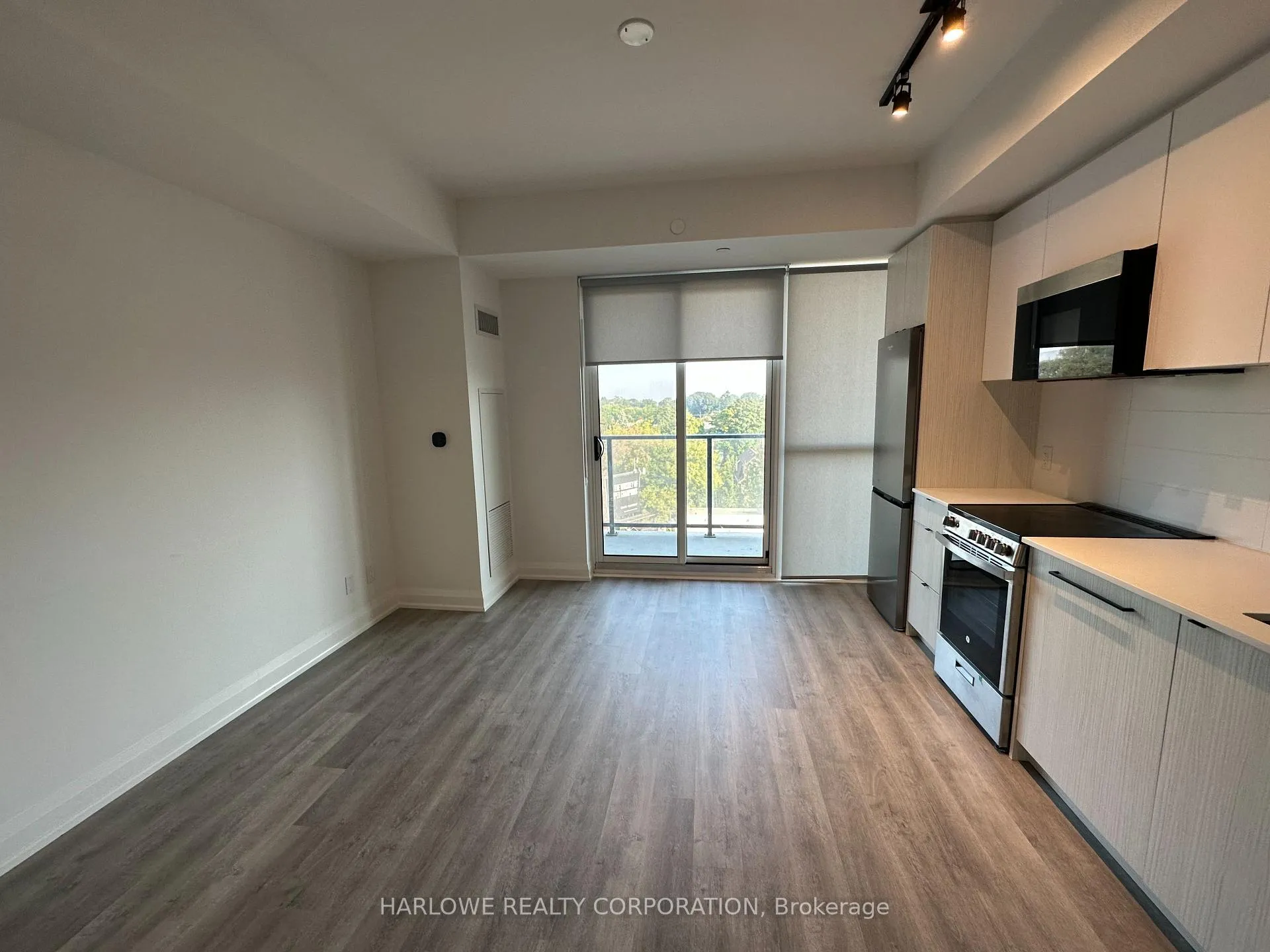 Photo 1 of Unit 605, 2369 Danforth Avenue, Toronto, East End-Danforth — HOMEH