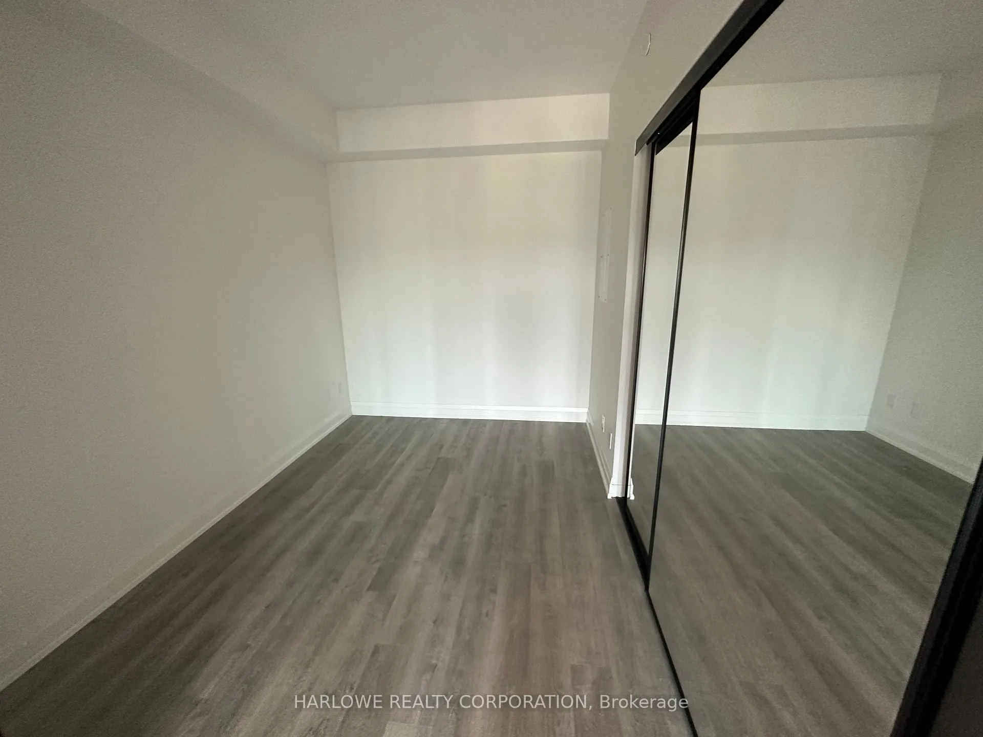Photo 6 of Unit 605, 2369 Danforth Avenue, Toronto, East End-Danforth — HOMEH