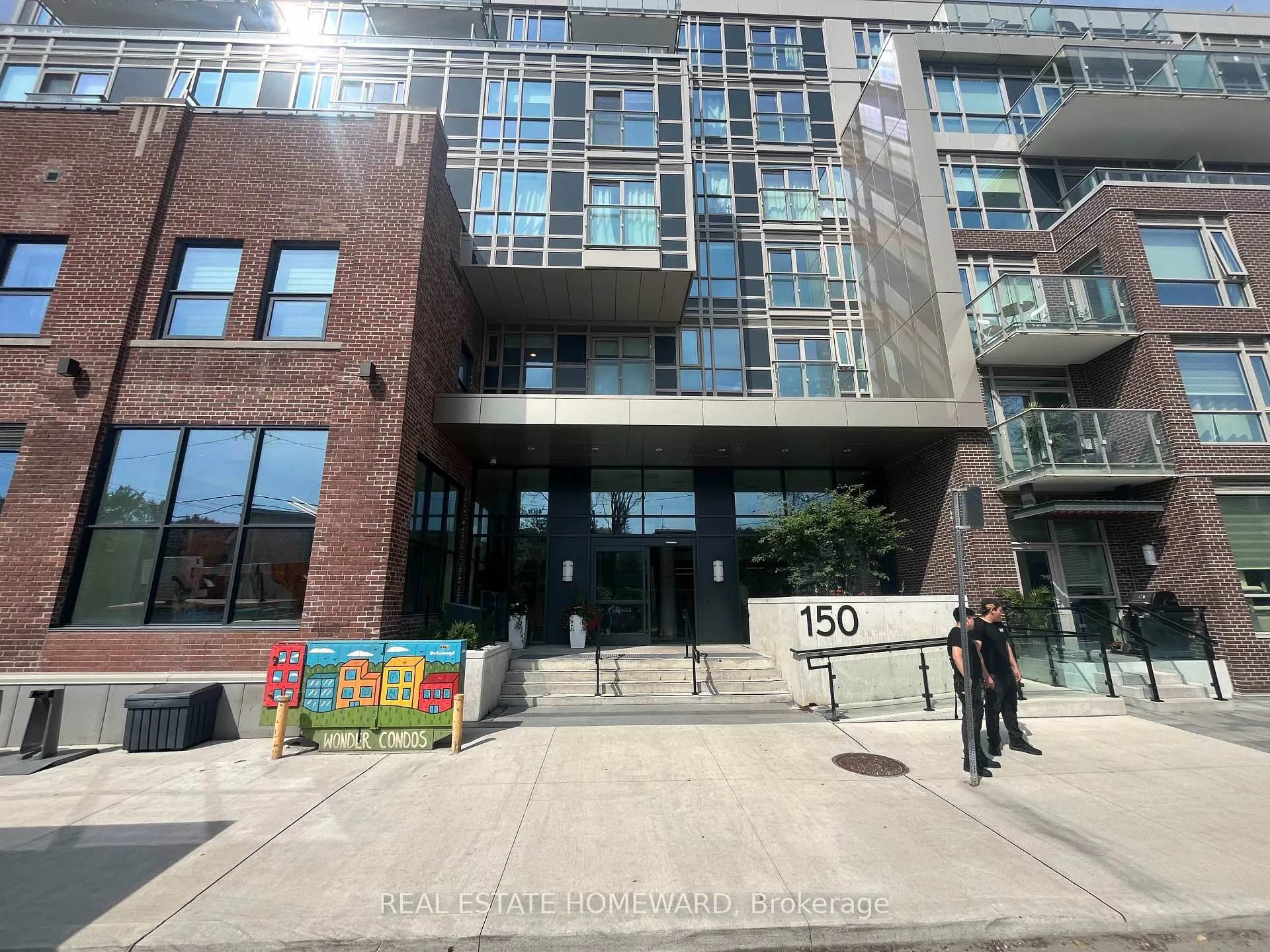 Front of Unit 402, 150 Logan Avenue