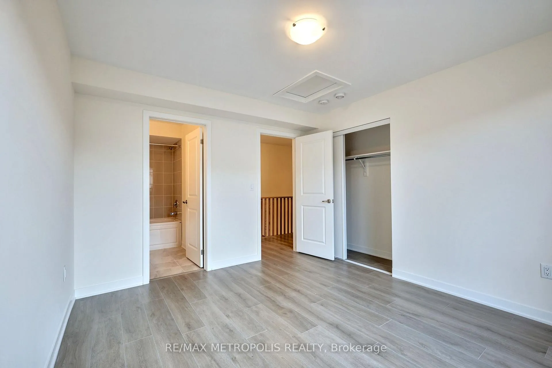 Photo 19 of Unit 1012, 1695 Dersan Street, Pickering, Duffin Heights — HOMEH