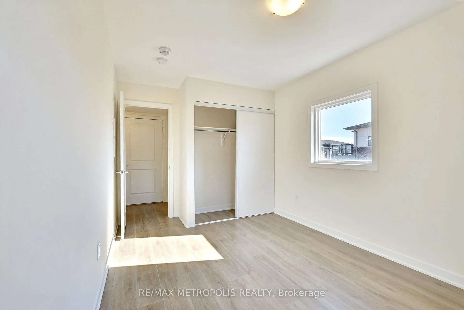 Photo 28 of Unit 1012, 1695 Dersan Street, Pickering, Duffin Heights — HOMEH