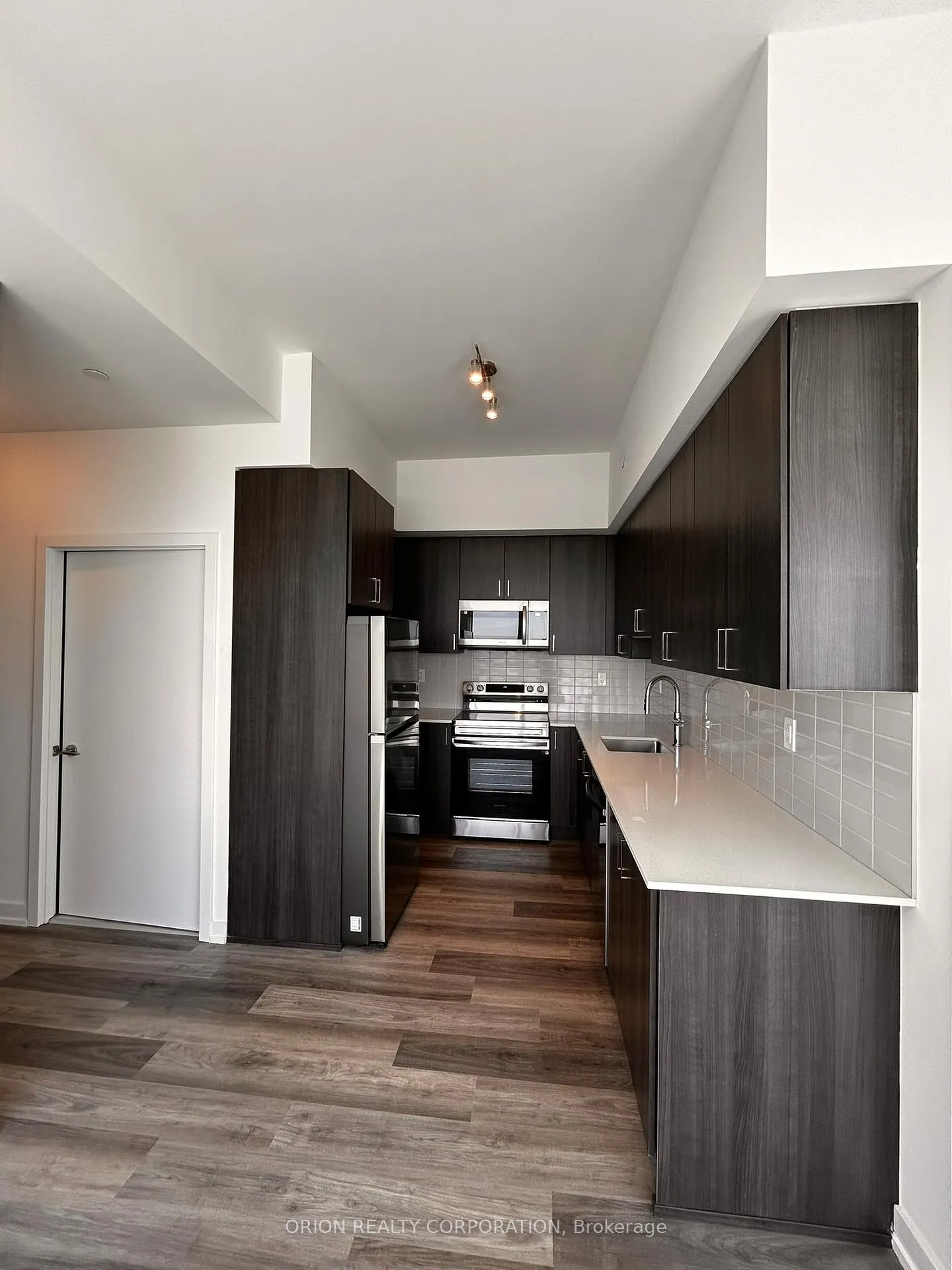 Photo 6 of Unit 2902, 1435 Celebration Drive, Pickering, Bay Ridges — HOMEH