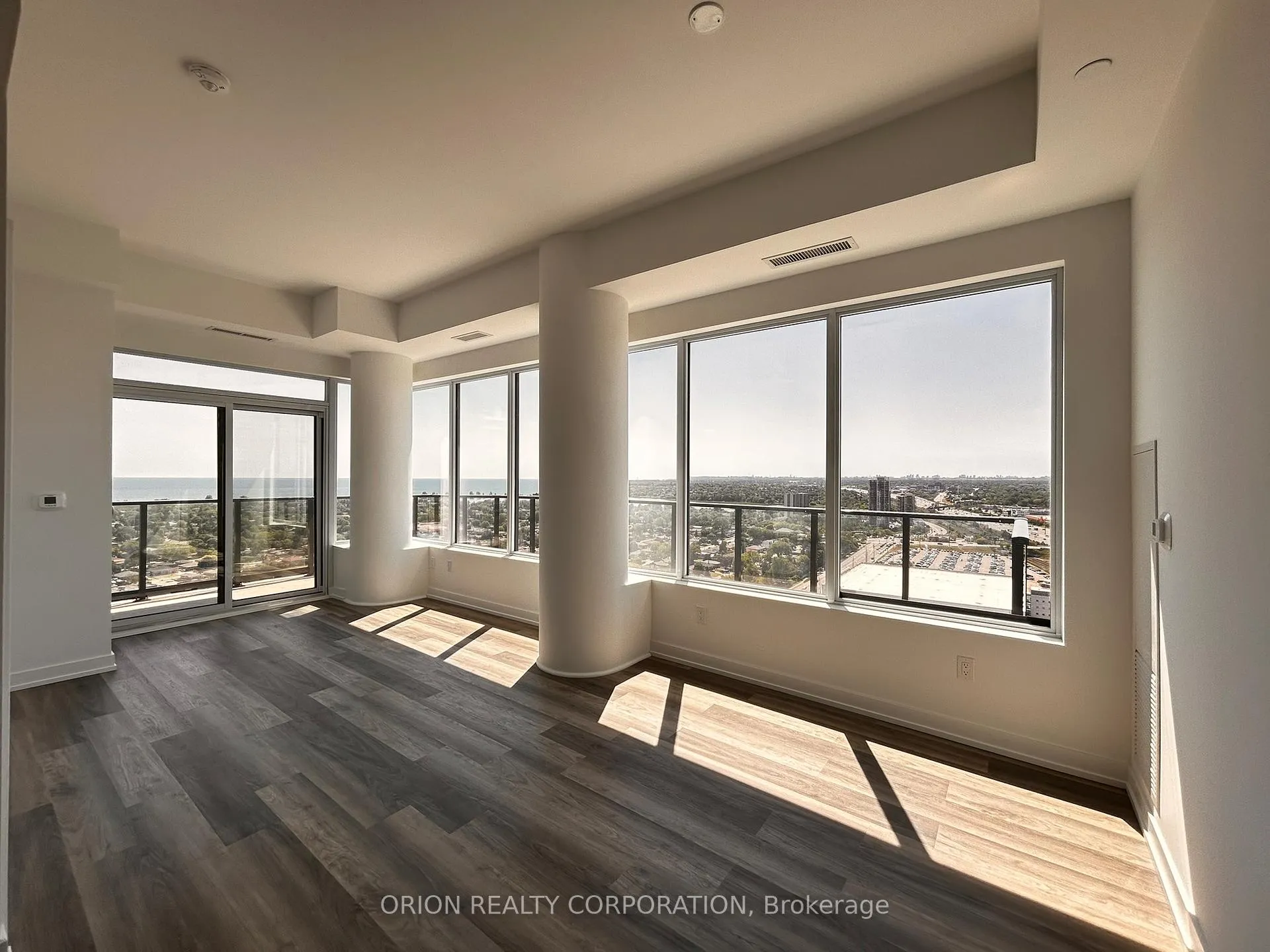 Photo 9 of Unit 2902, 1435 Celebration Drive, Pickering, Bay Ridges — HOMEH