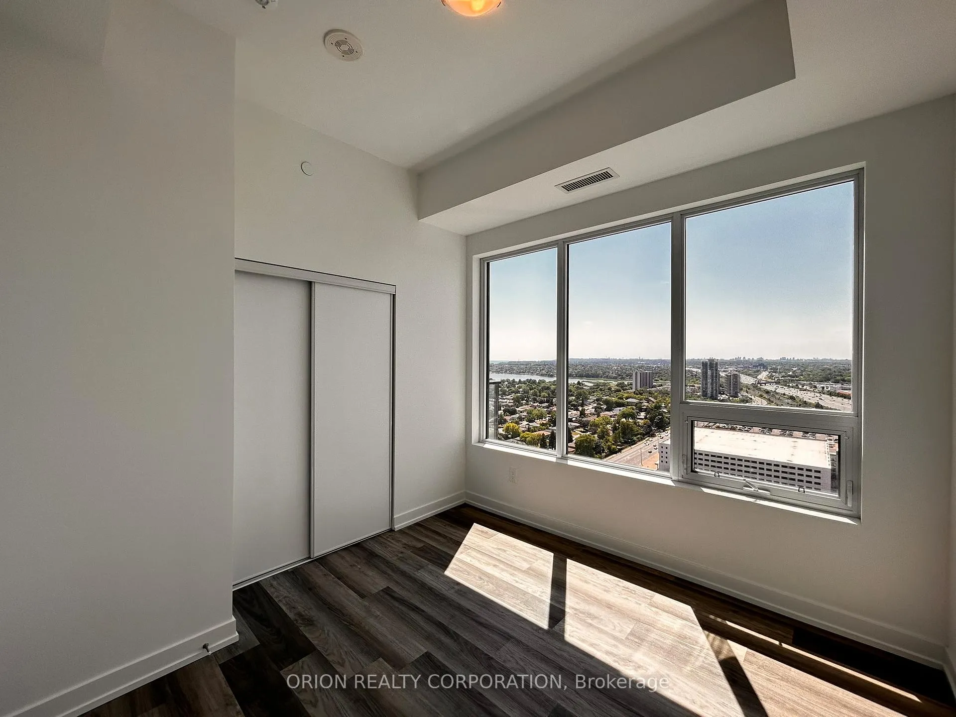 Photo 14 of Unit 2902, 1435 Celebration Drive, Pickering, Bay Ridges — HOMEH