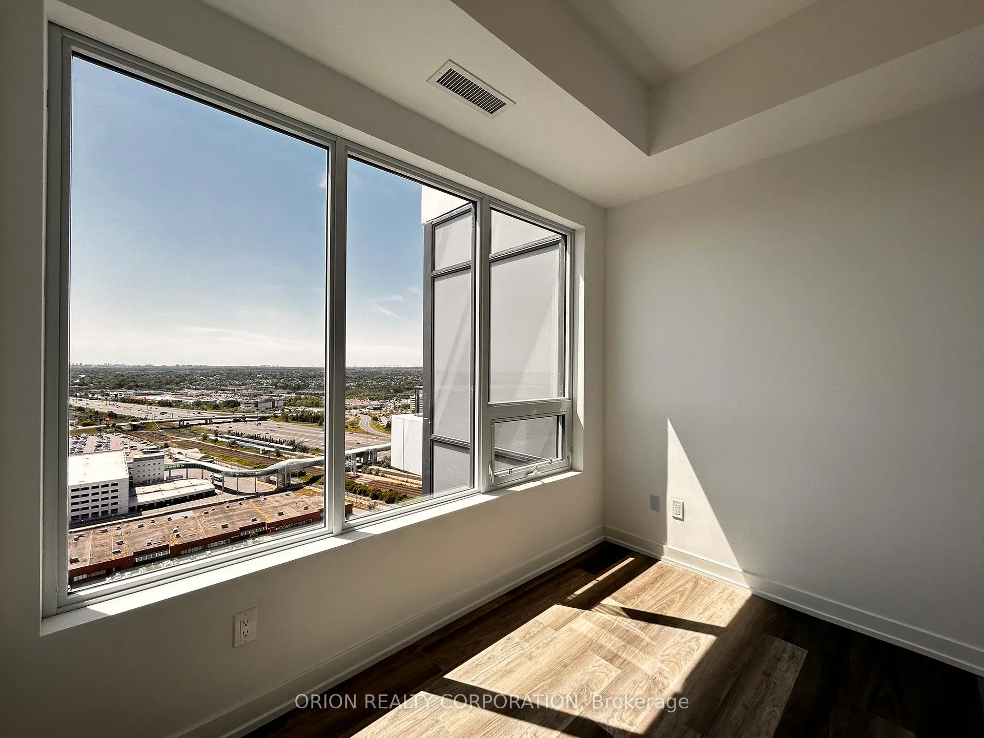 Photo 17 of Unit 2902, 1435 Celebration Drive, Pickering, Bay Ridges — HOMEH