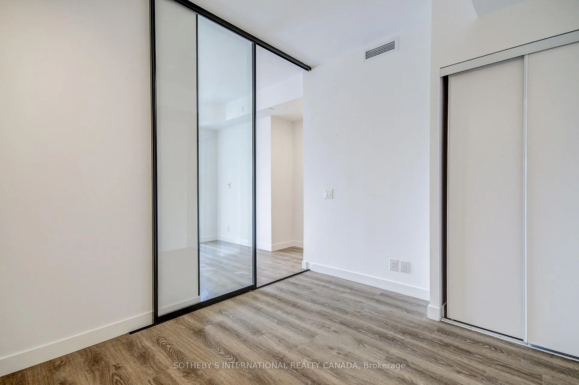 Photo 13 of Unit 526, 1050 Eastern Avenue, Toronto, The Beaches — HOMEH