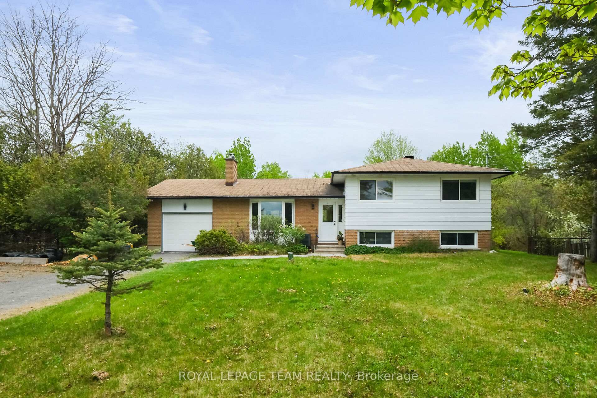 Photo 1 of 1644 Burnt Lands Road, Ottawa, Huntley Ward (North West) — HOMEH