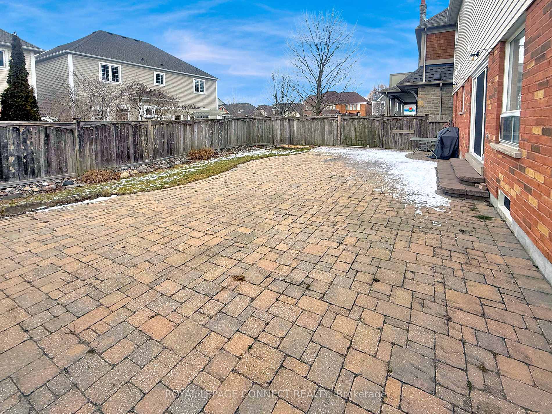 Photo 7 of 985 Audley Road S, Ajax, South East — HOMEH