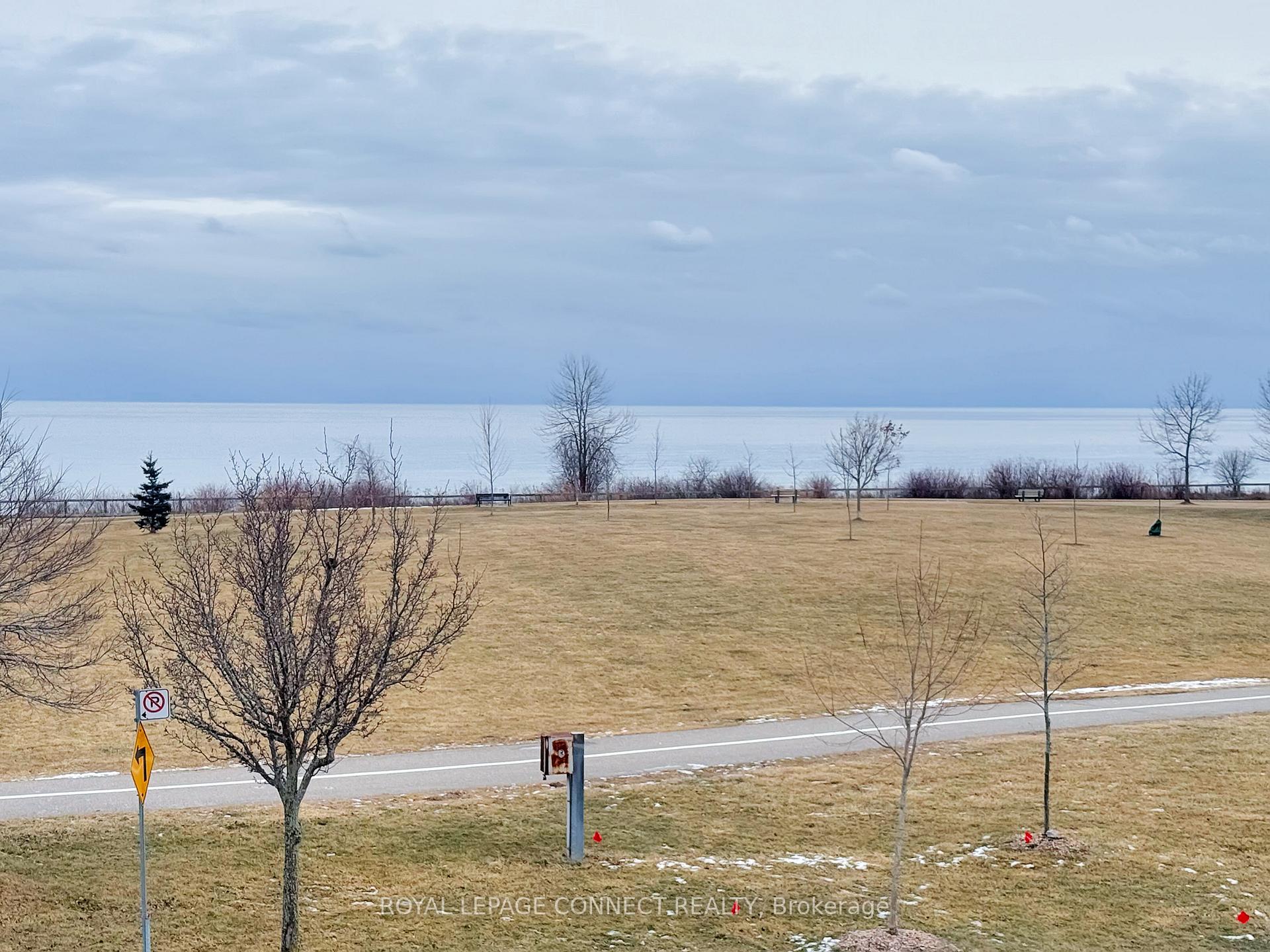 Photo 32 of 985 Audley Road S, Ajax, South East — HOMEH