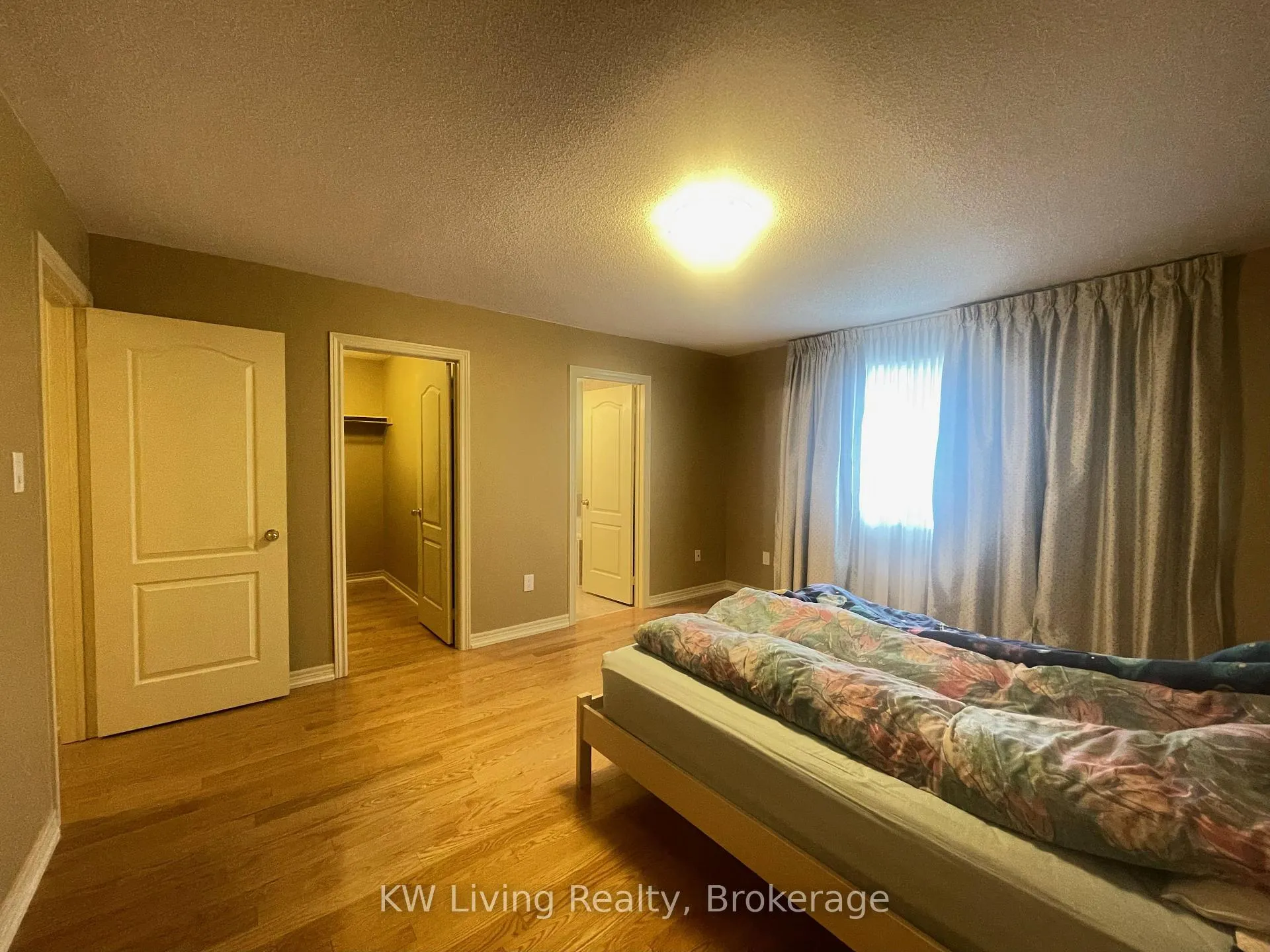 Photo 8 of 75 Vine Cliff Boulevard, Markham, Victoria Manor-Jennings Gate — HOMEH