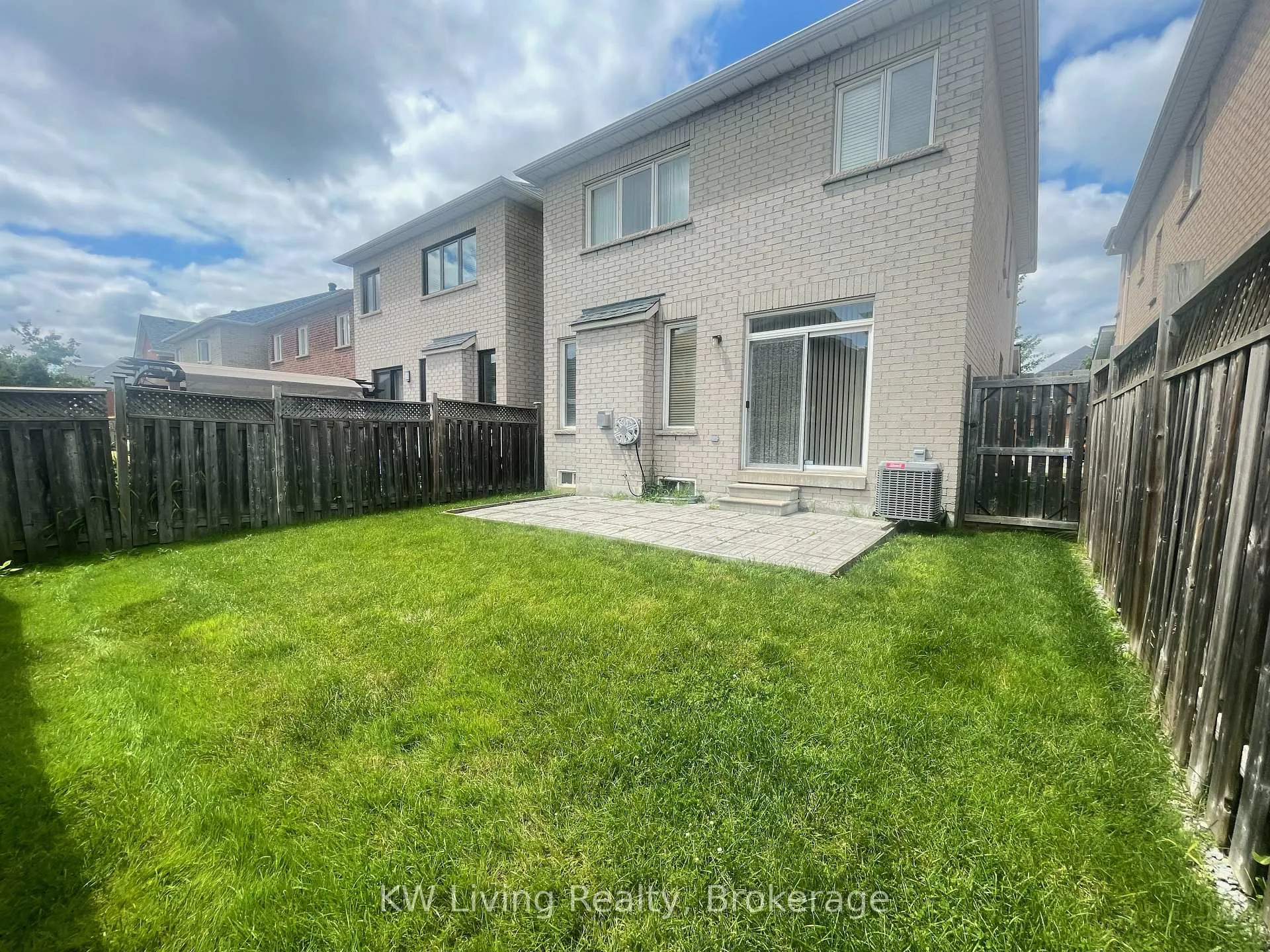 Photo 23 of 75 Vine Cliff Boulevard, Markham, Victoria Manor-Jennings Gate — HOMEH
