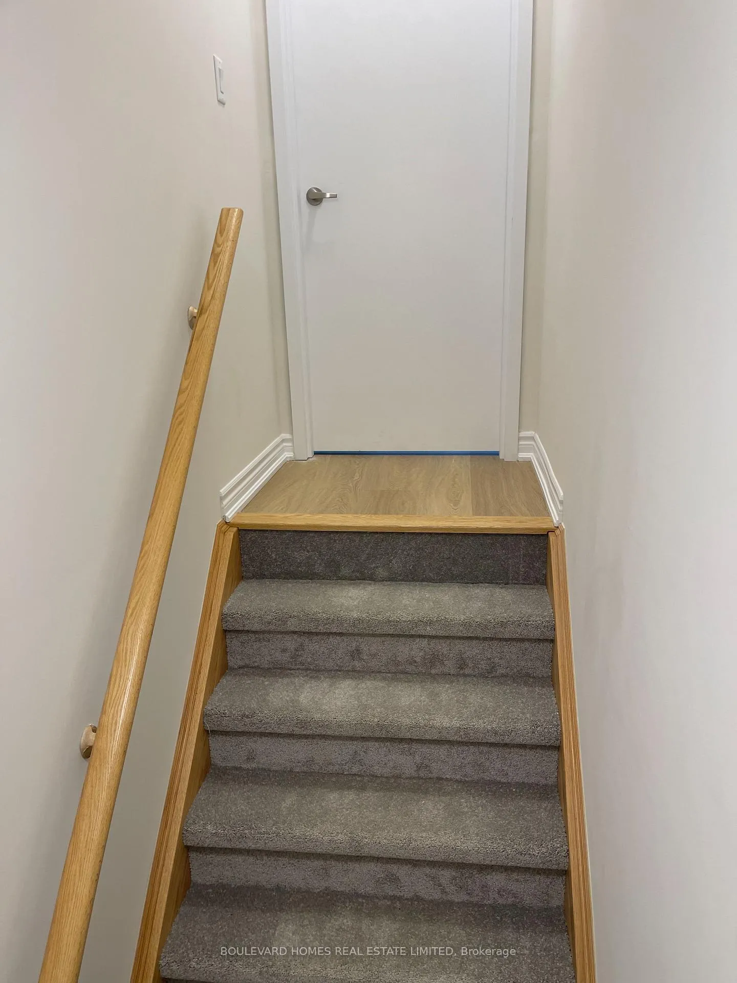 Photo 6 of Unit 6, 465 Beresford Path, Oshawa, Central — HOMEH