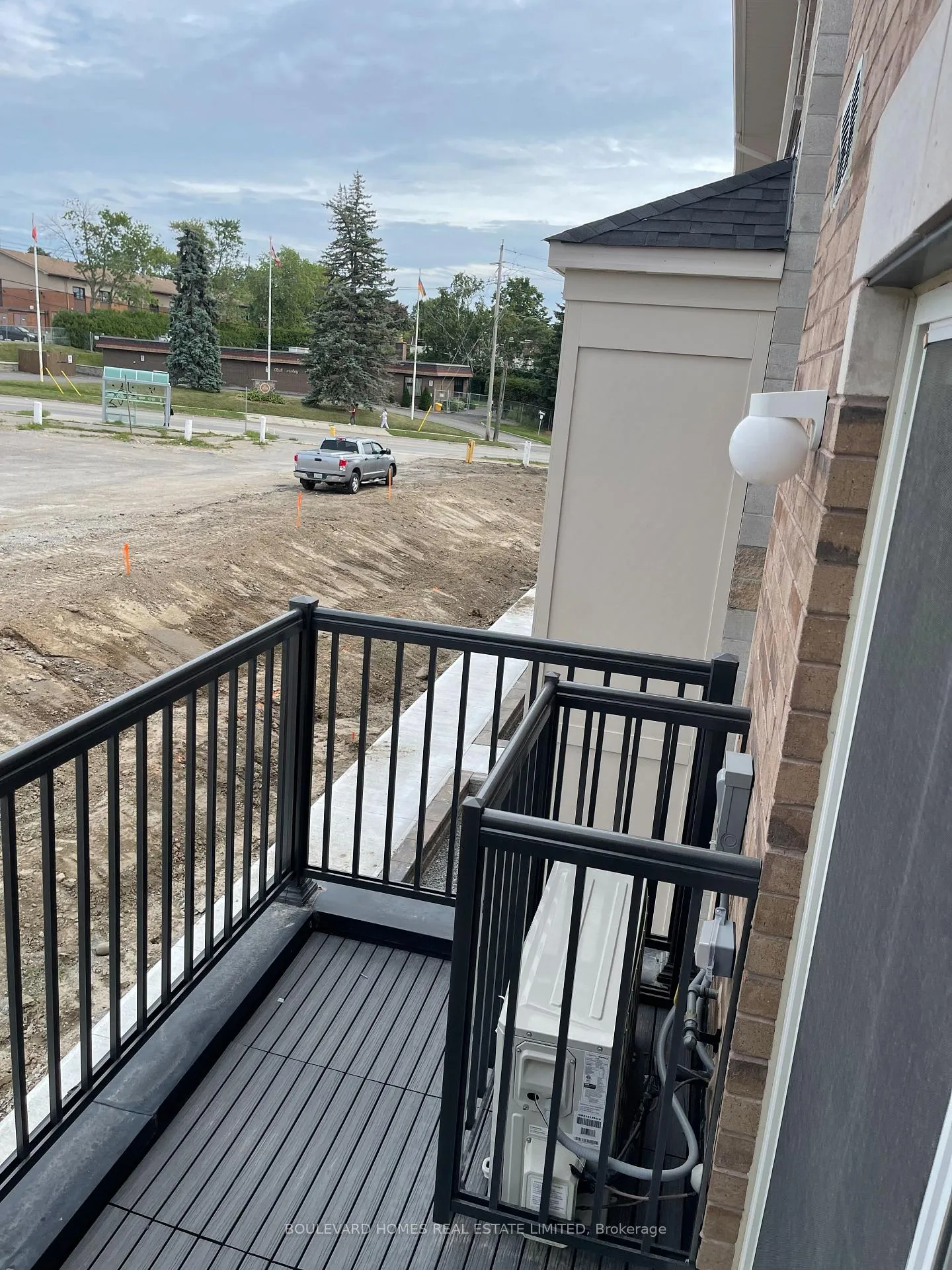 Photo 9 of Unit 6, 465 Beresford Path, Oshawa, Central — HOMEH