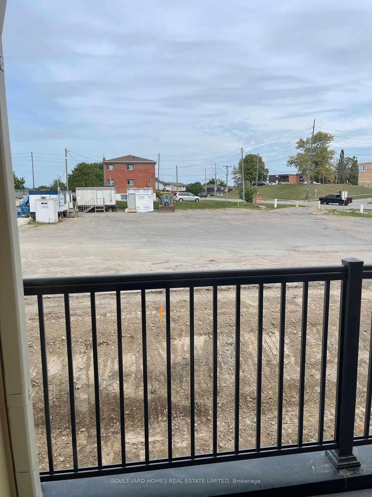 Photo 10 of Unit 6, 465 Beresford Path, Oshawa, Central — HOMEH