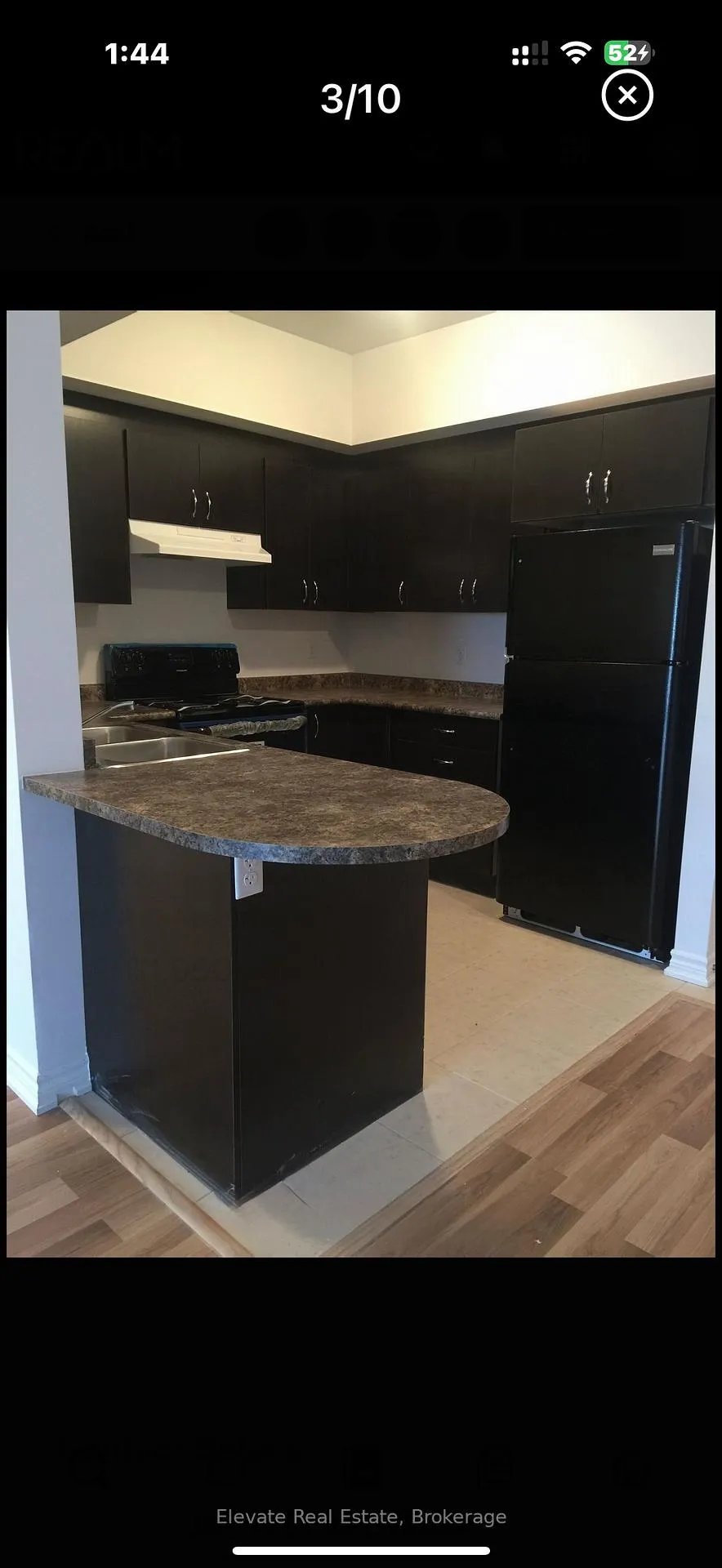 Photo 3 of Unit 406, 720 Yonge Street, Barrie, Painswick South — HOMEH
