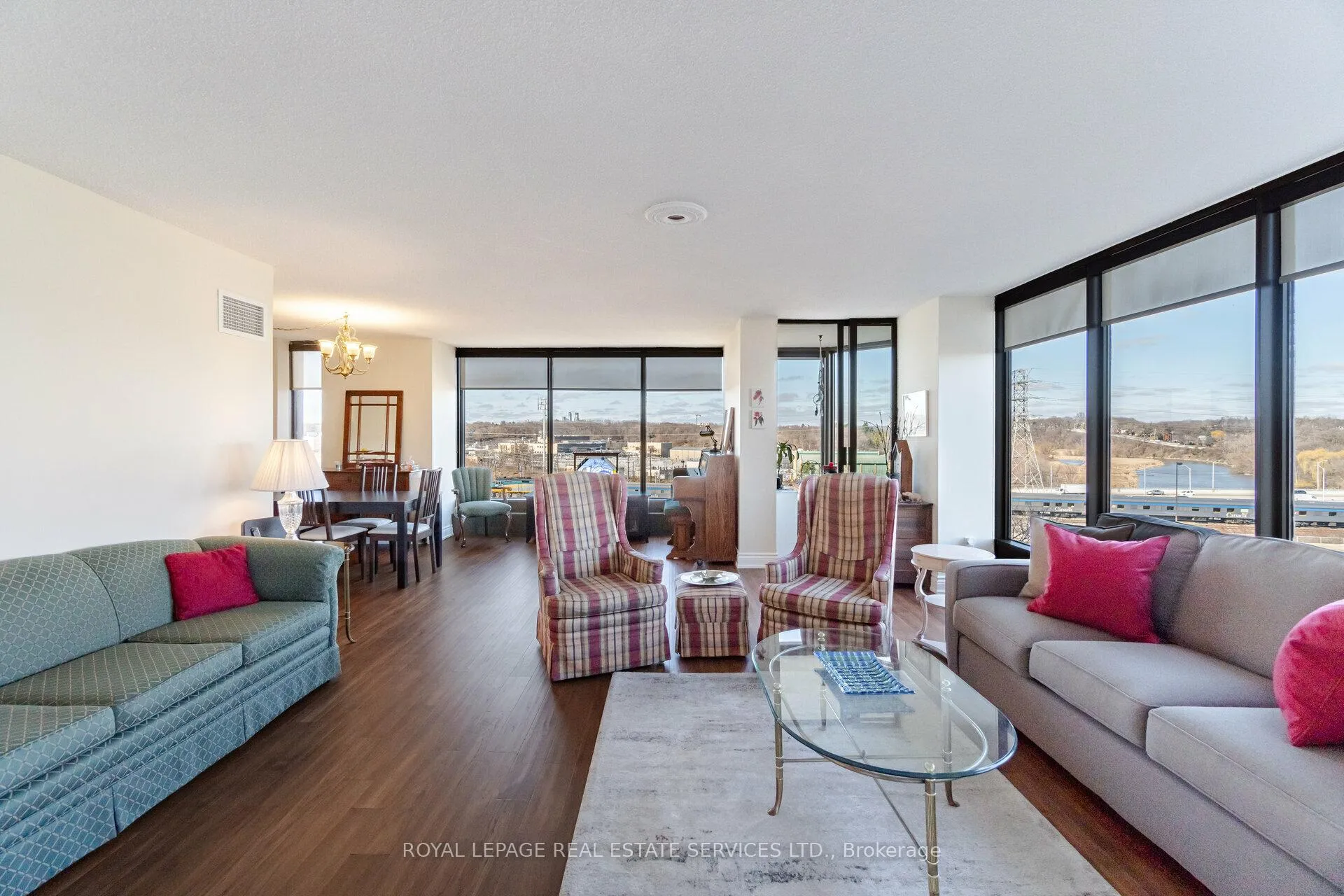 Photo 12 of Unit 710, 2045 Lake Shore Boulevard W, Etobicoke, Mimico — HOMEH