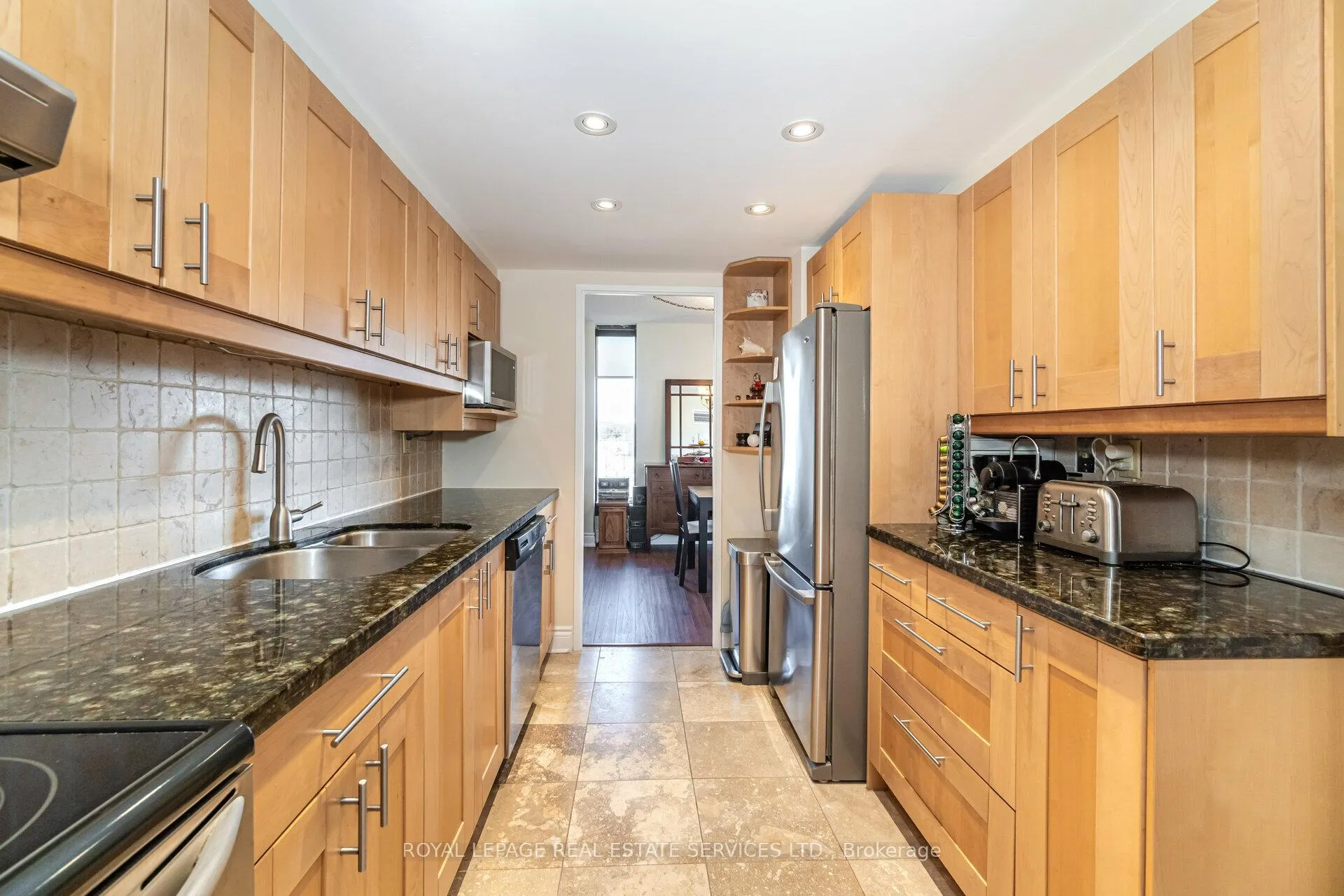 Photo 16 of Unit 710, 2045 Lake Shore Boulevard W, Etobicoke, Mimico — HOMEH