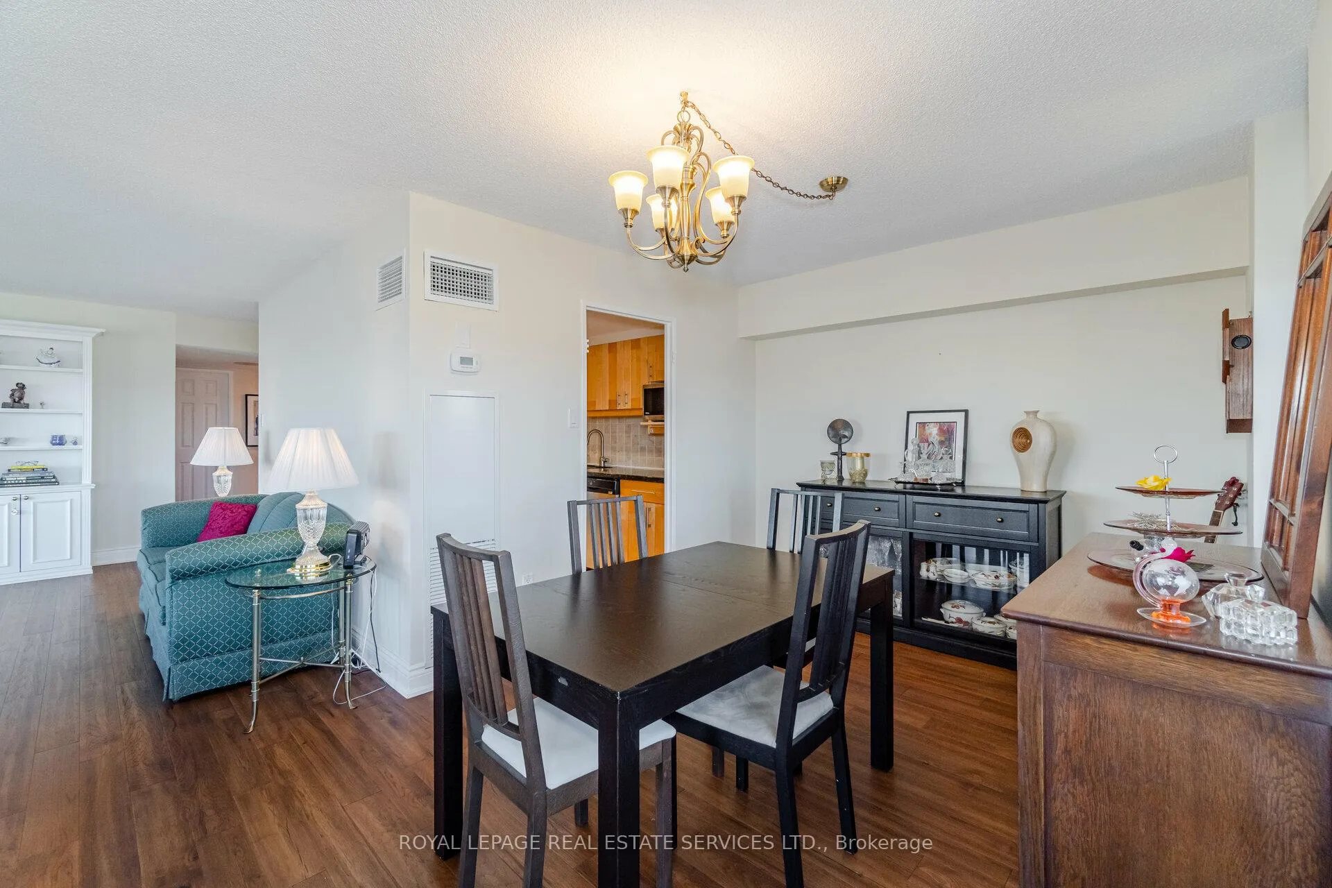 Photo 18 of Unit 710, 2045 Lake Shore Boulevard W, Etobicoke, Mimico — HOMEH