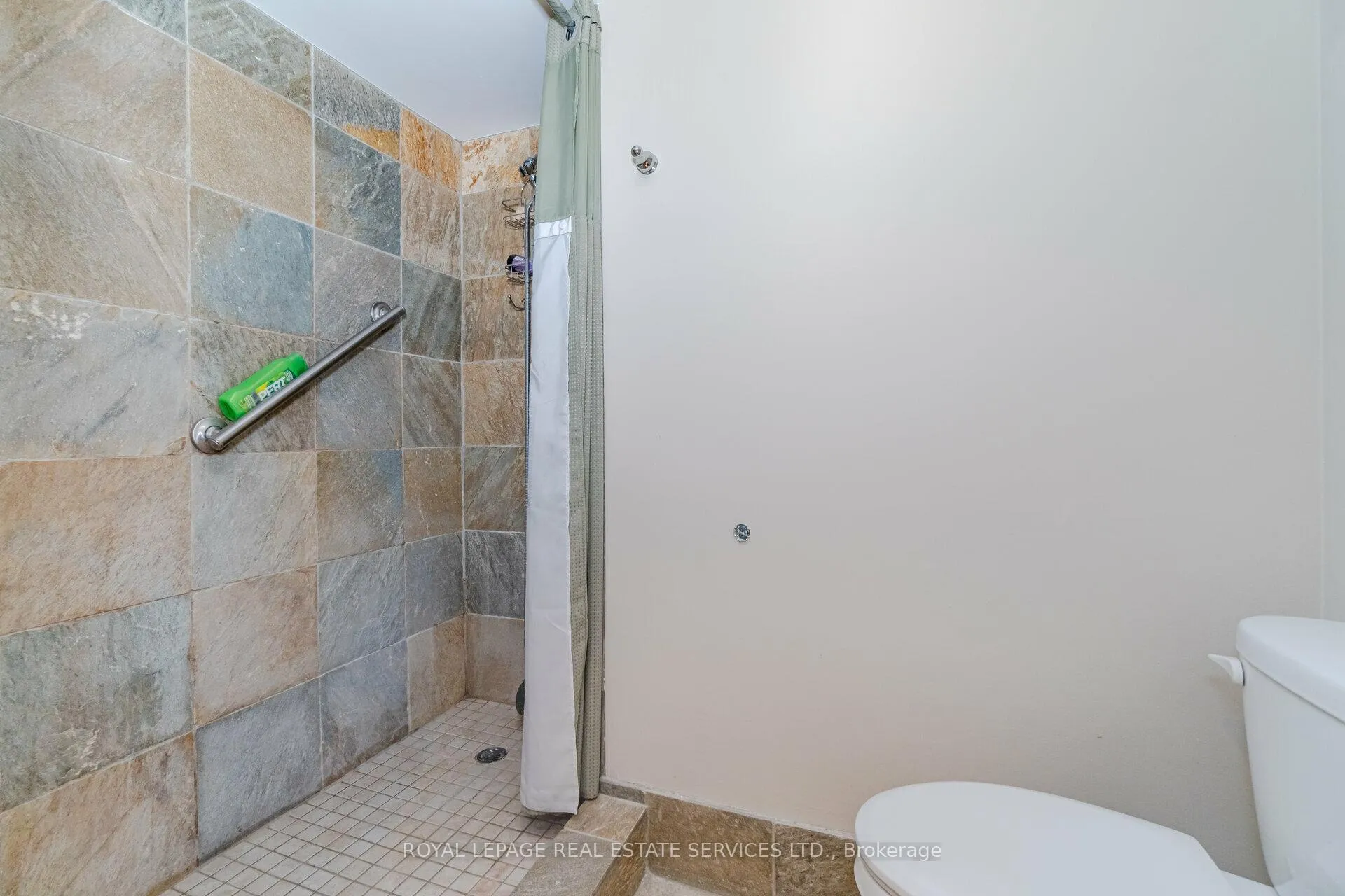 Photo 28 of Unit 710, 2045 Lake Shore Boulevard W, Etobicoke, Mimico — HOMEH