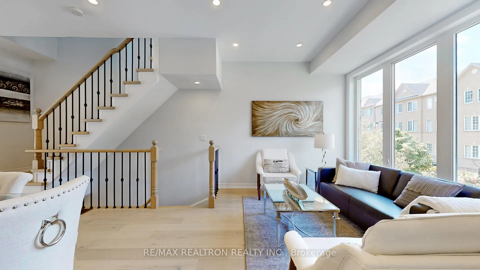 Photo 1 of 46 Leitchcroft Crescent, Markham, Commerce Valley — HOMEH
