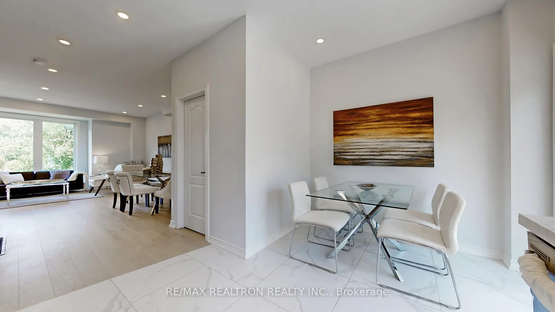 Photo 12 of 46 Leitchcroft Crescent, Markham, Commerce Valley — HOMEH