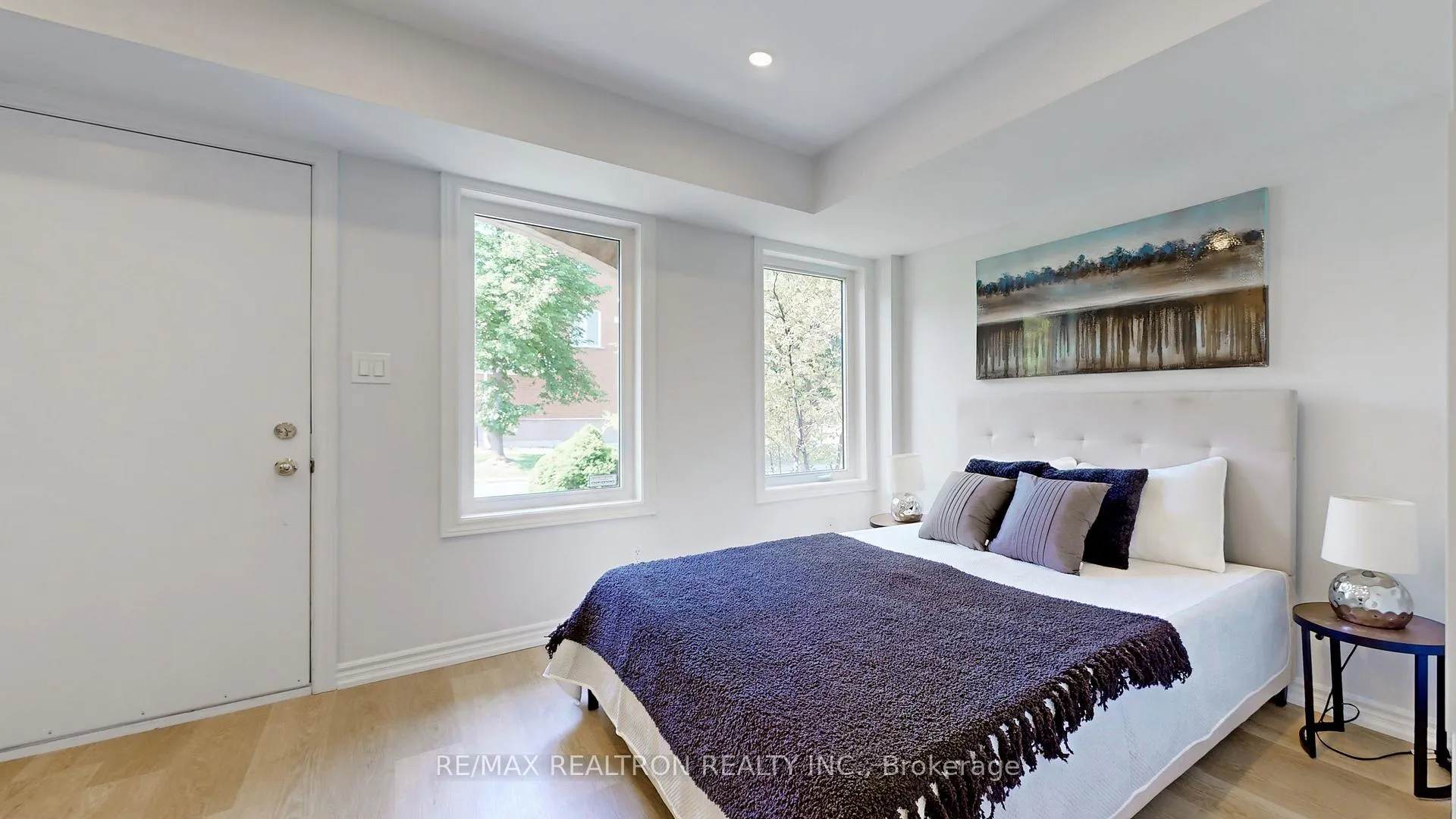 Photo 23 of 46 Leitchcroft Crescent, Markham, Commerce Valley — HOMEH