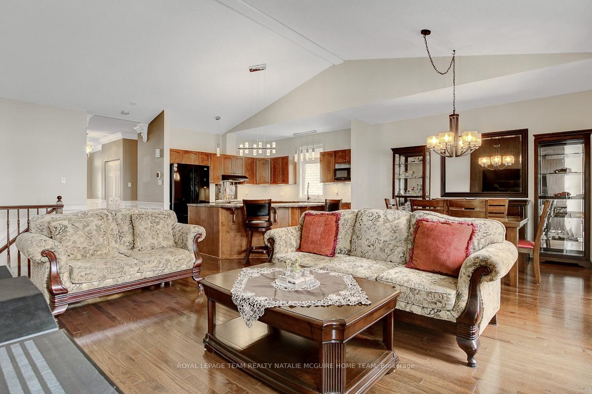 Photo 9 of 116 Maple Key Private, Ottawa, Blossom Park/Kemp Park/Findlay Creek — HOMEH