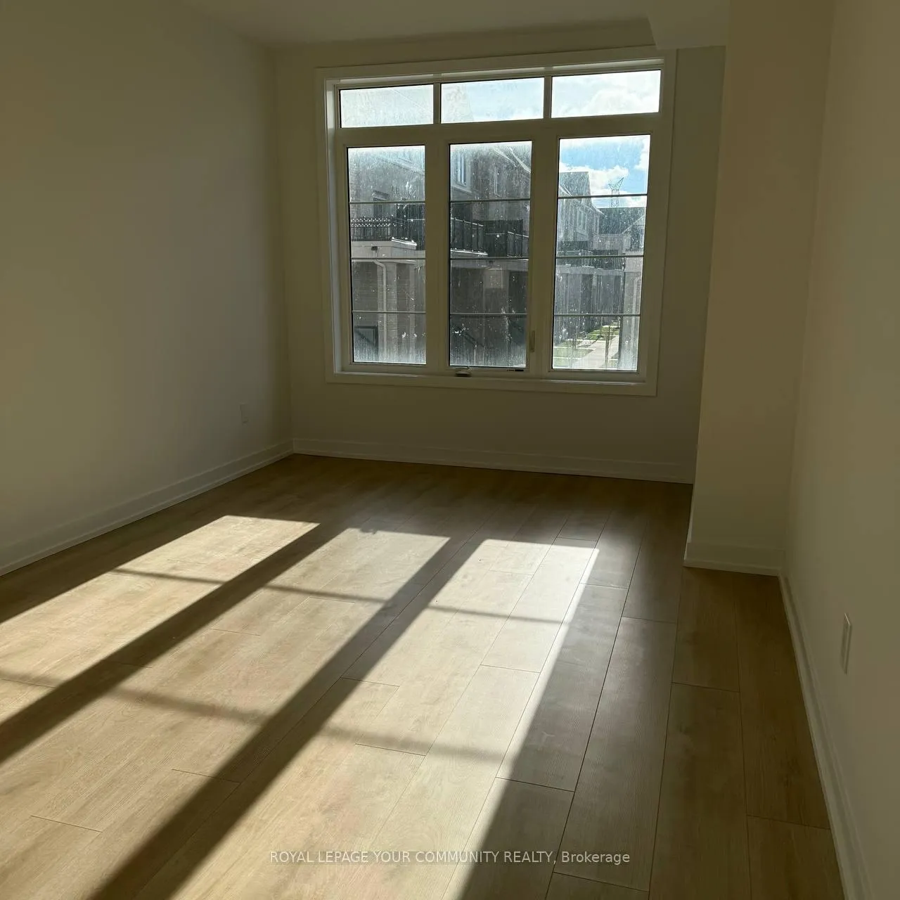 Photo 11 of Unit 1655, 123 Palmers Sawmill Road, Pickering, Duffin Heights — HOMEH