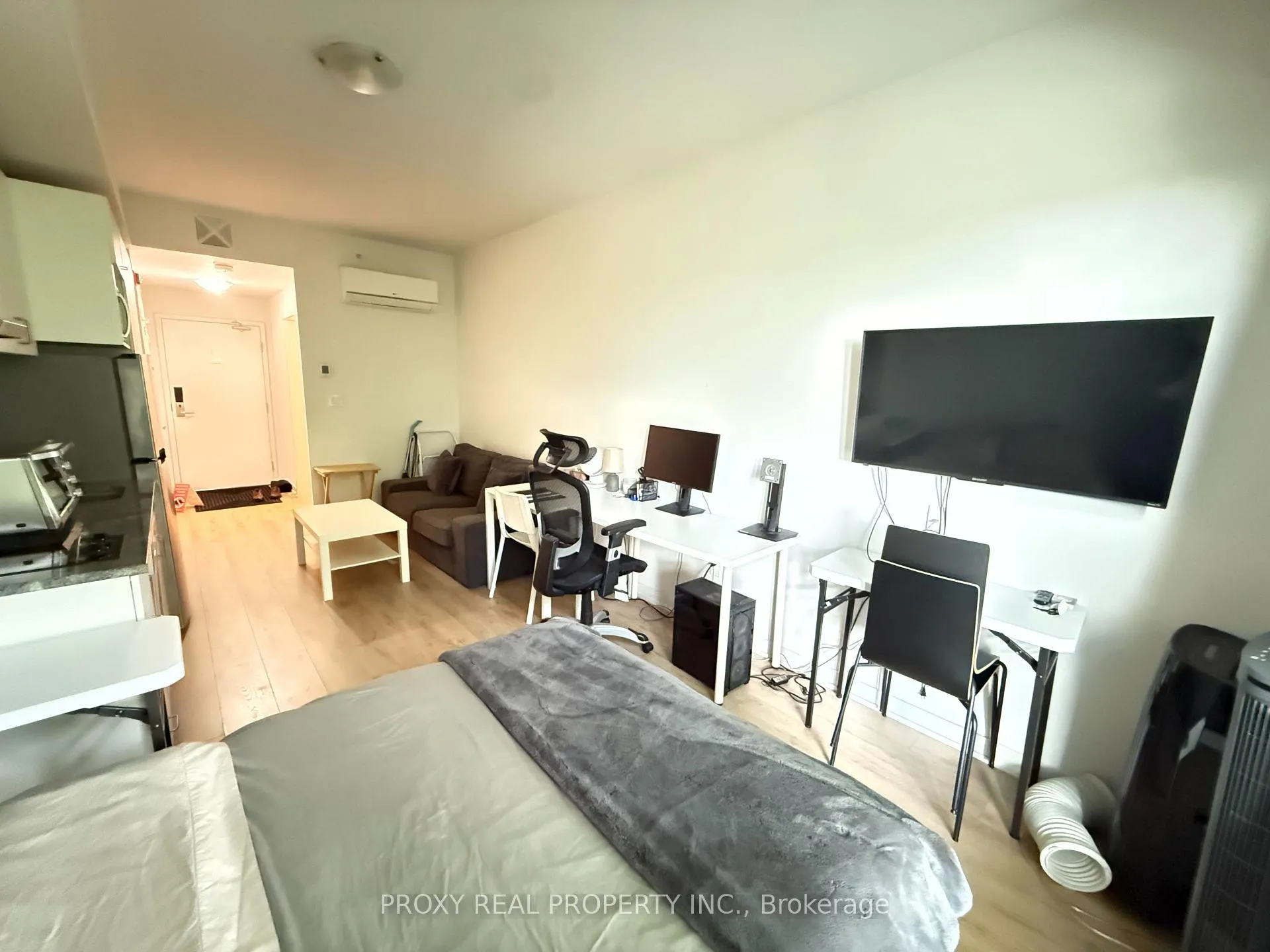 Photo 3 of Unit 404, 1800 Simcoe Street N, Oshawa, Samac — HOMEH