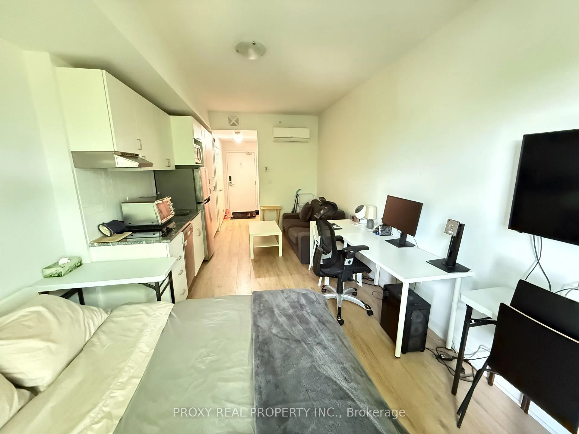 Photo 4 of Unit 404, 1800 Simcoe Street N, Oshawa, Samac — HOMEH
