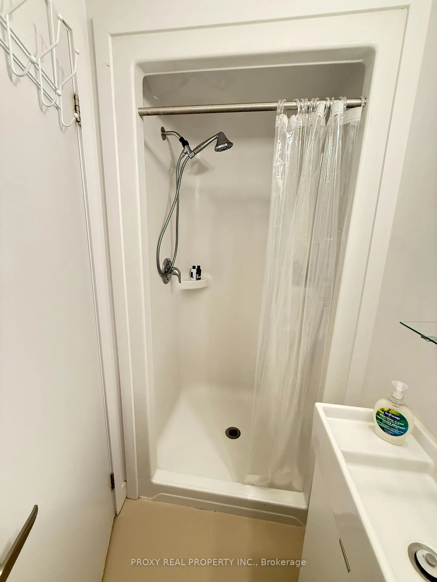 Photo 6 of Unit 404, 1800 Simcoe Street N, Oshawa, Samac — HOMEH