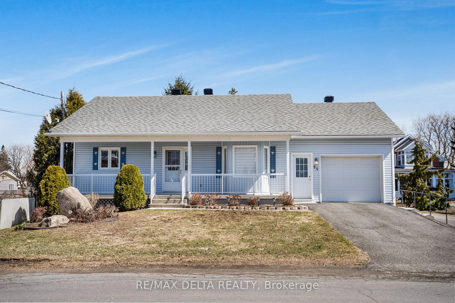 Photo 1 of 35 Union Street, Champlain, Vankleek Hill — HOMEH