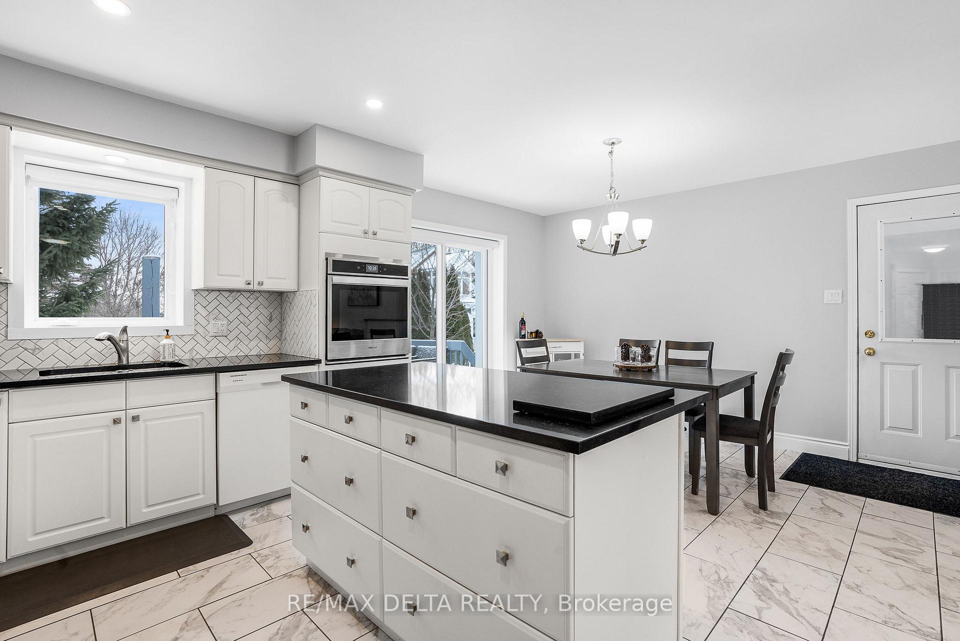 Photo 18 of 35 Union Street, Champlain, Vankleek Hill — HOMEH