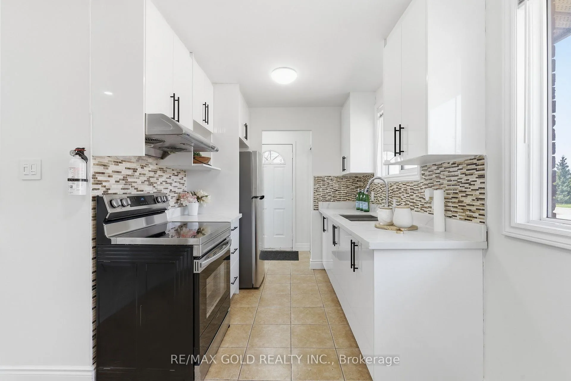Photo 7 of 231A Cedarbrae Avenue, Waterloo, Lakeshore Village — HOMEH