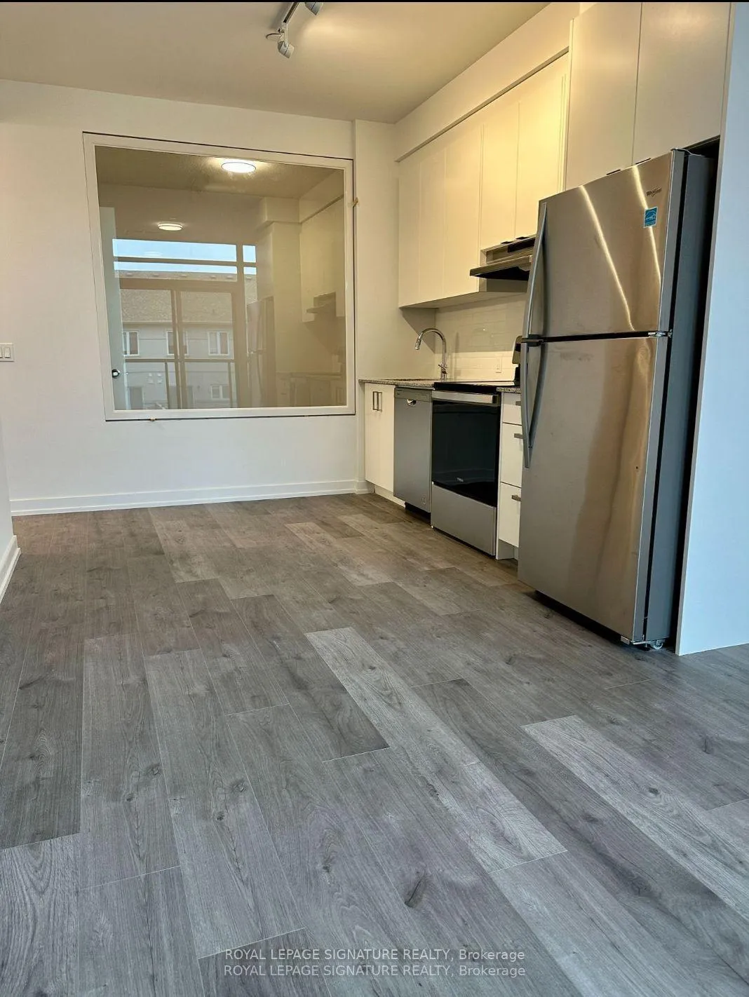 Photo 7 of Unit 202, 1010 Dundas Street E, Whitby, Pringle Creek — HOMEH