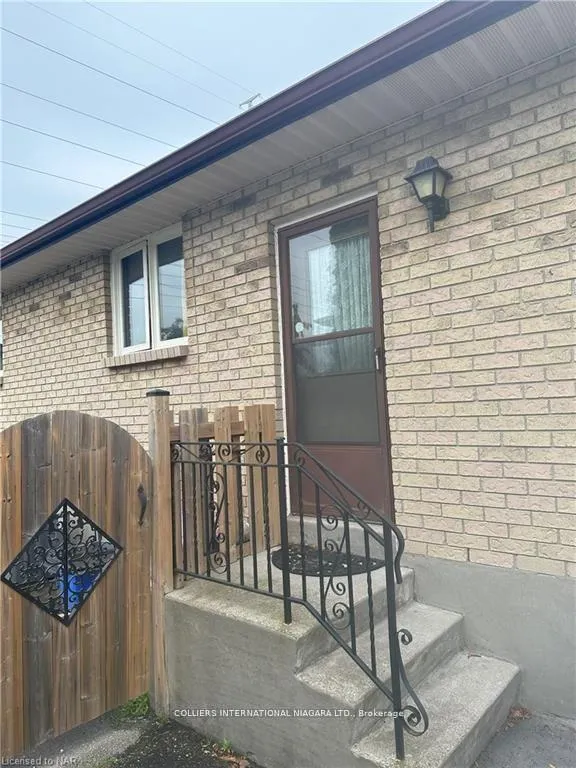 Photo 1 of Unit Lower Level, 266 St. Augustine Drive, St. Catharines, Secord Woods — HOMEH
