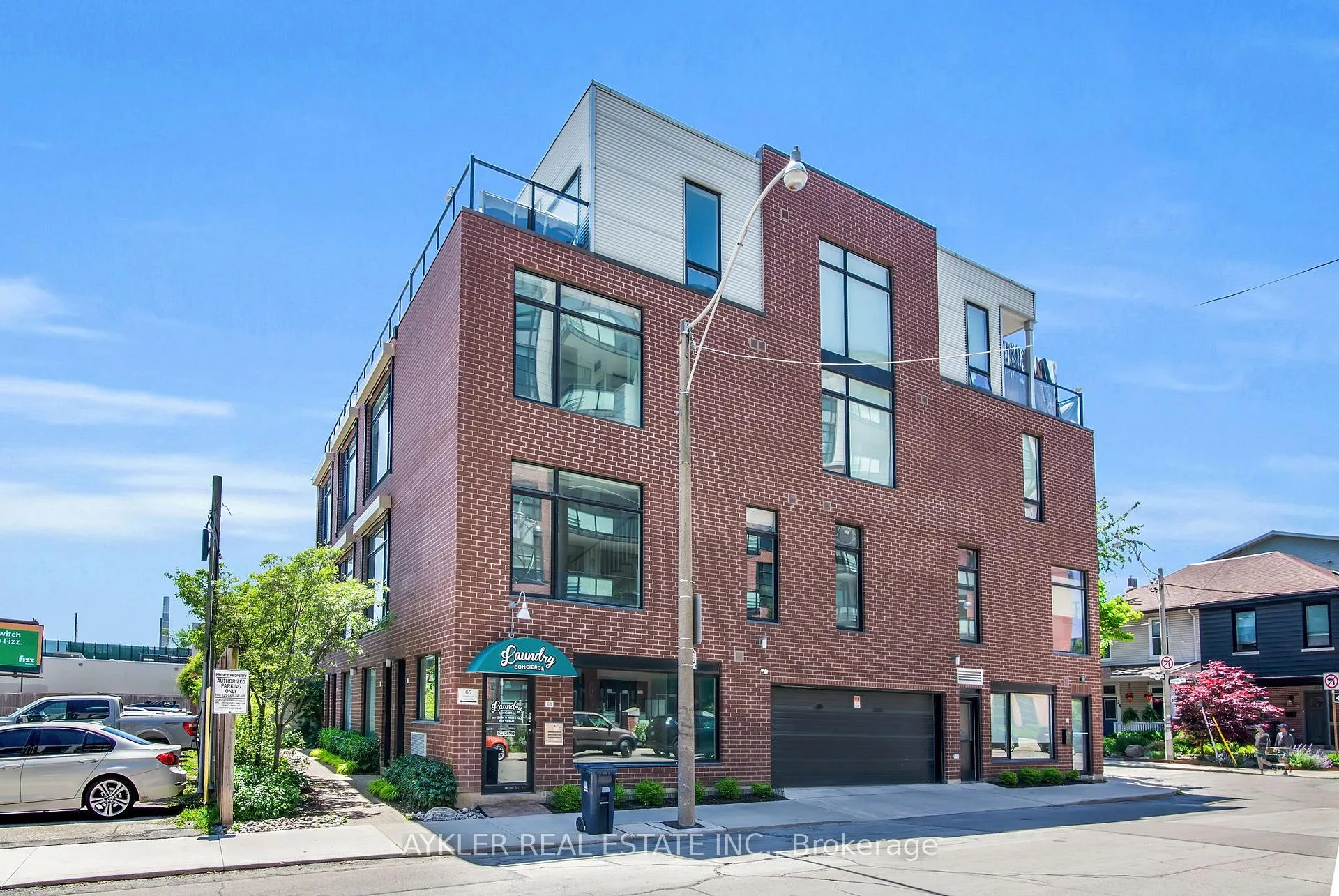 Front of Unit 1, 65 Colgate Avenue
