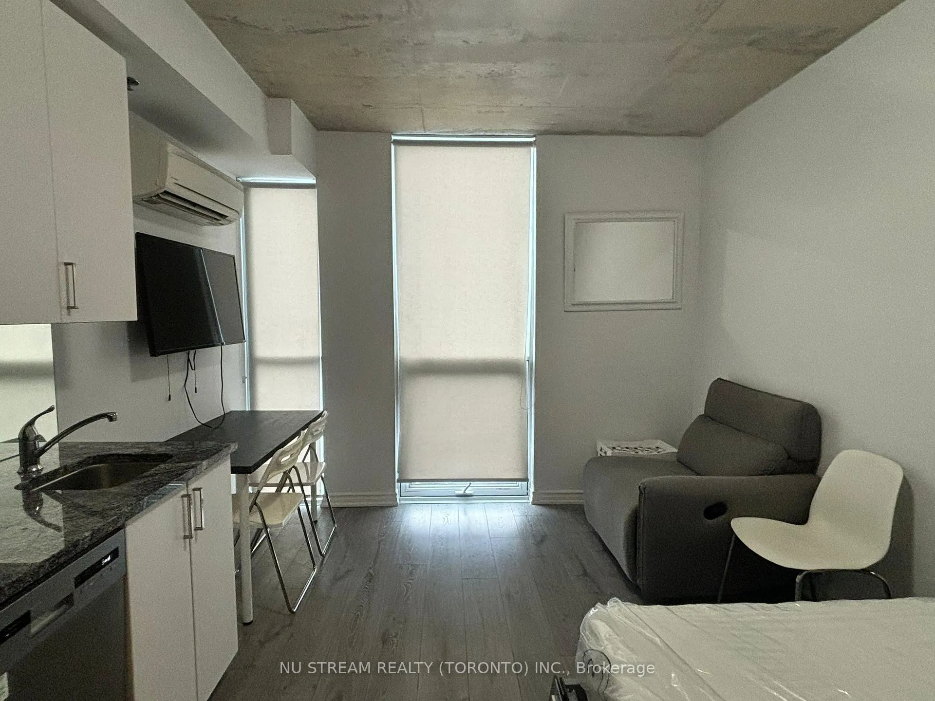 Photo 3 of Unit 335, 1900 Simcoe Street N, Oshawa, Samac — HOMEH