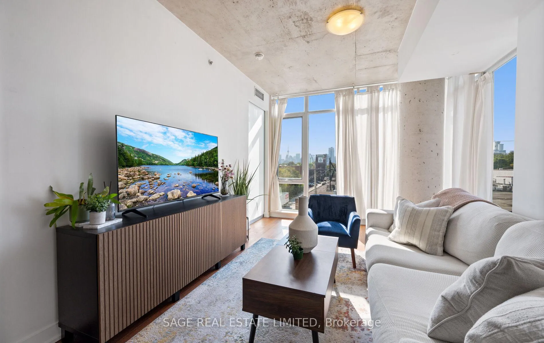 Photo 11 of Unit 420, 1190 Dundas Street E, Toronto, South Riverdale — HOMEH