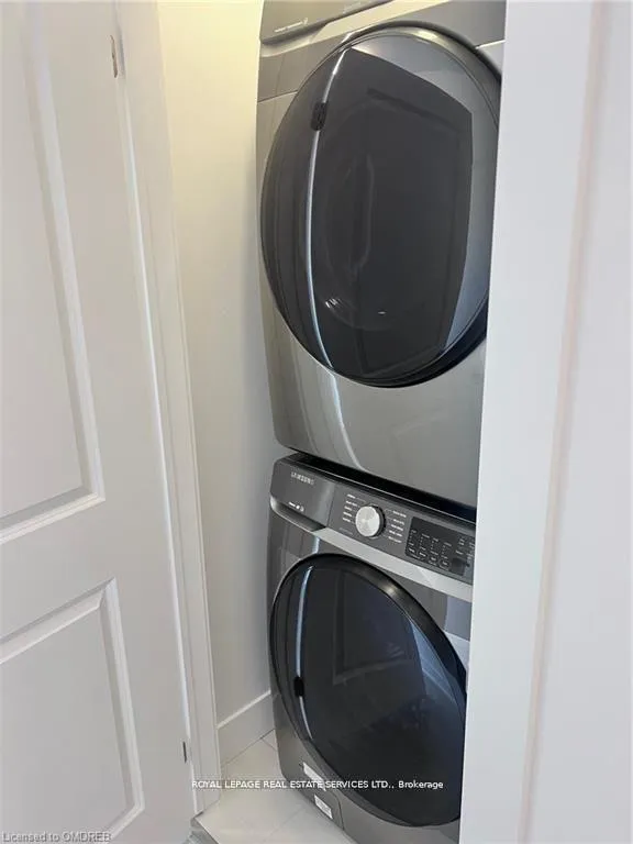 Photo 3 of Unit 329, 460 Dundas Street E, Hamilton, Waterdown — HOMEH