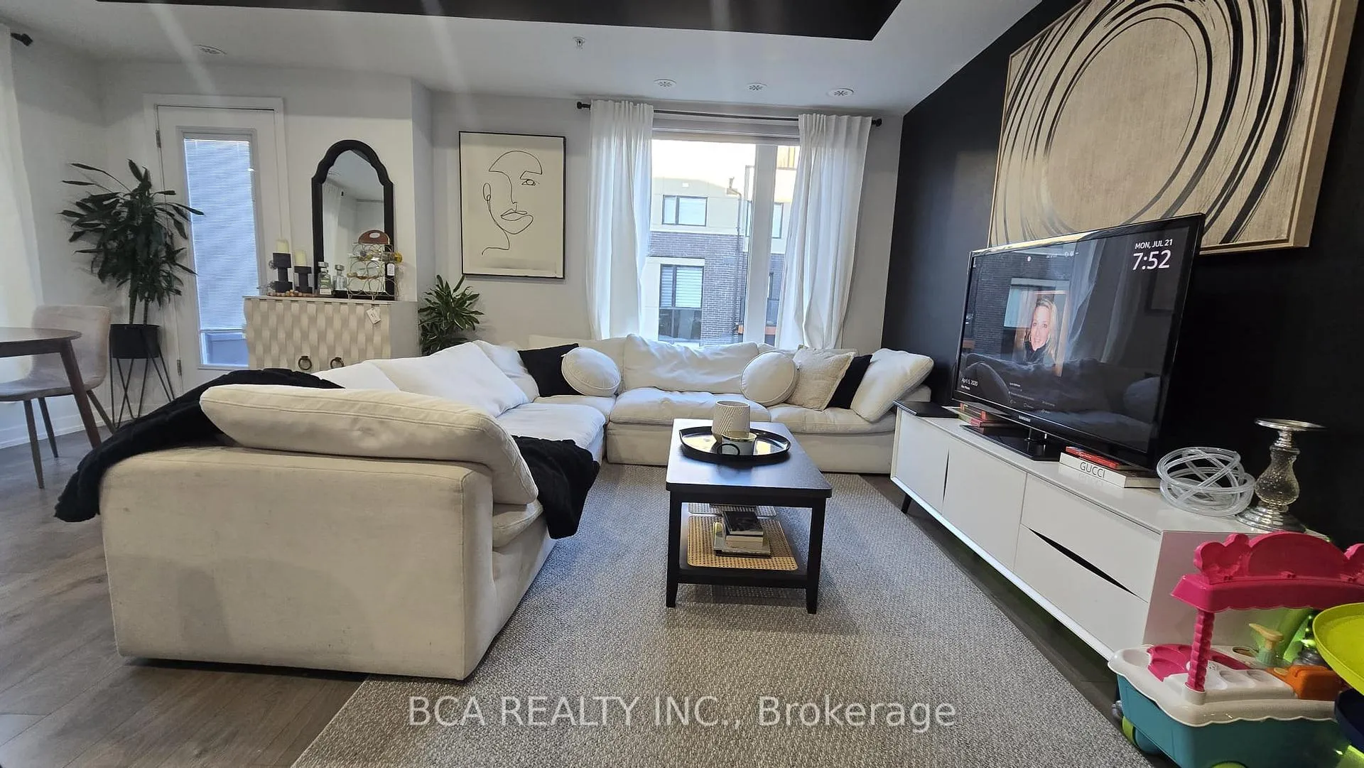 Photo 6 of Unit 519, 1555 Kingston Road, Pickering, Town Centre — HOMEH