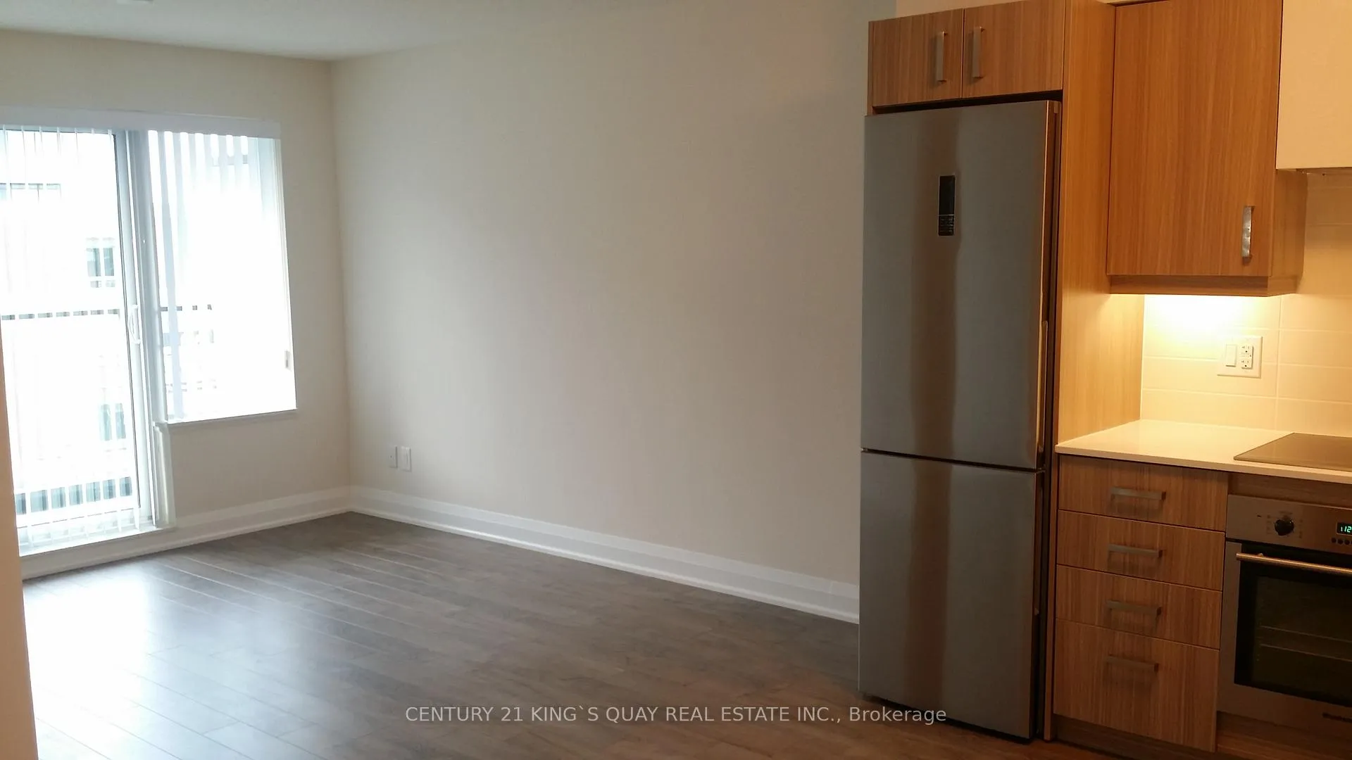 Photo 5 of Unit 506, 18 Uptown Drive, Markham, Unionville — HOMEH