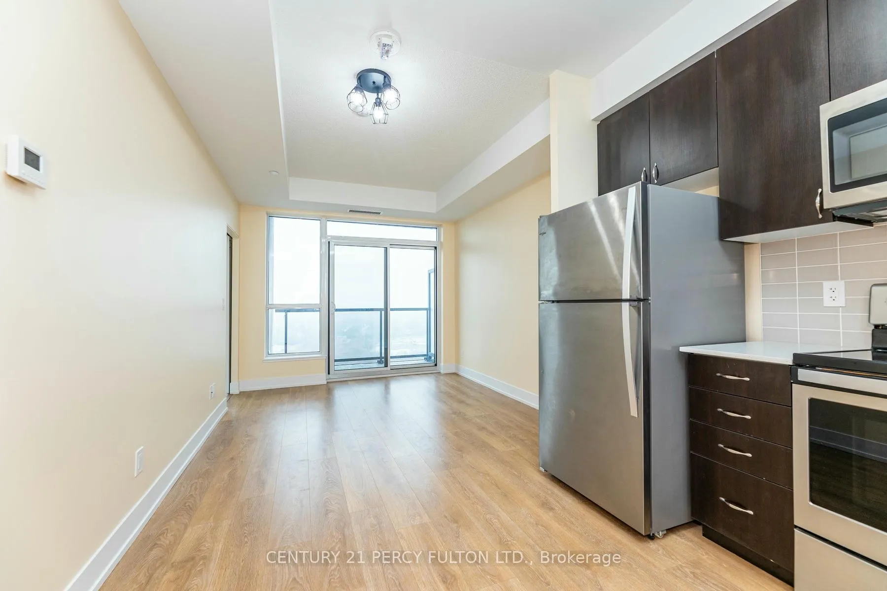 Photo 8 of Unit 2308, 1255 Bayly Street, Pickering, Bay Ridges — HOMEH