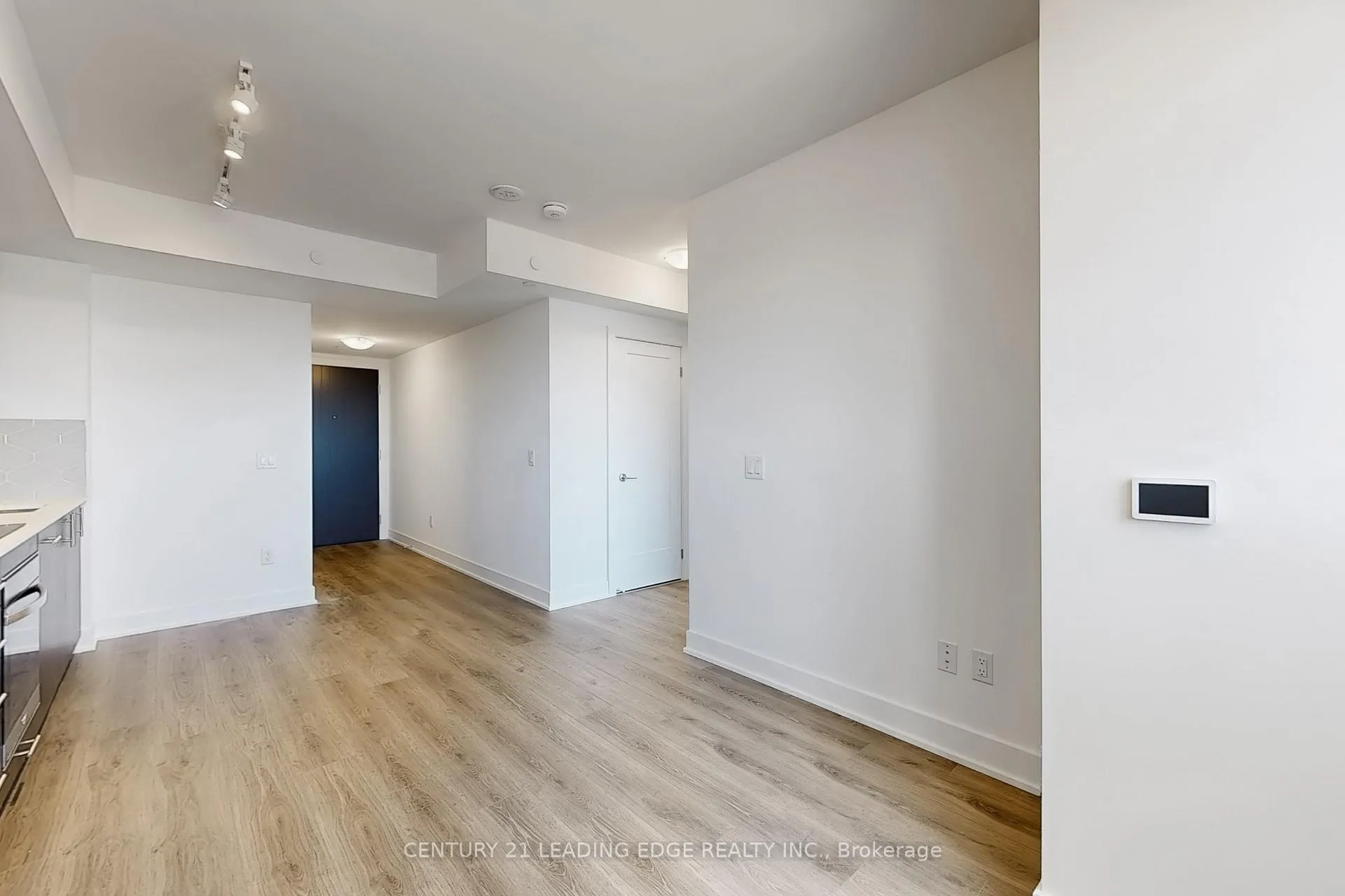 Photo 14 of Unit 2503, 2545 Simcoe Street N, Oshawa, Windfields — HOMEH
