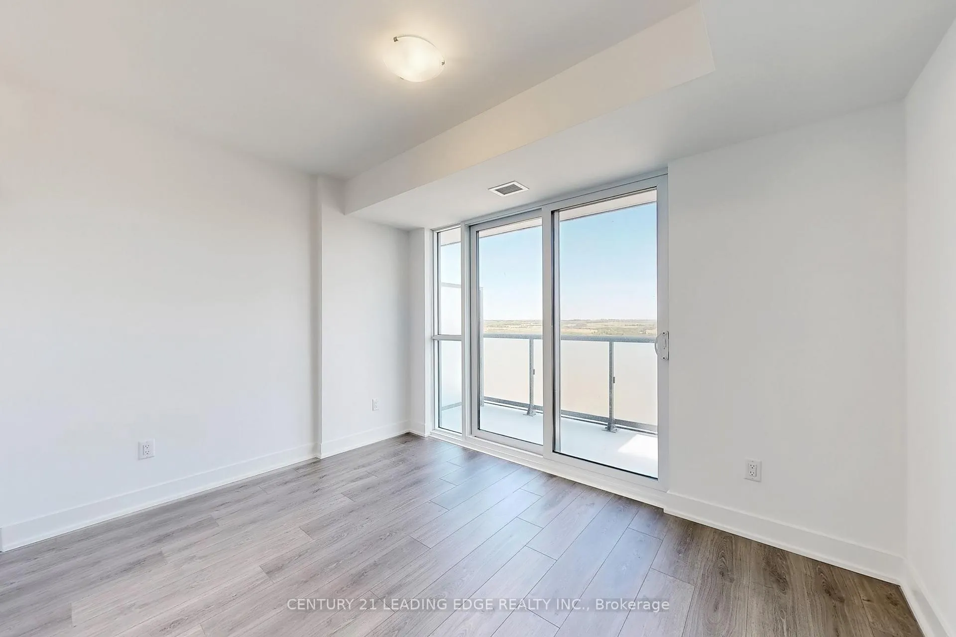 Photo 18 of Unit 2503, 2545 Simcoe Street N, Oshawa, Windfields — HOMEH