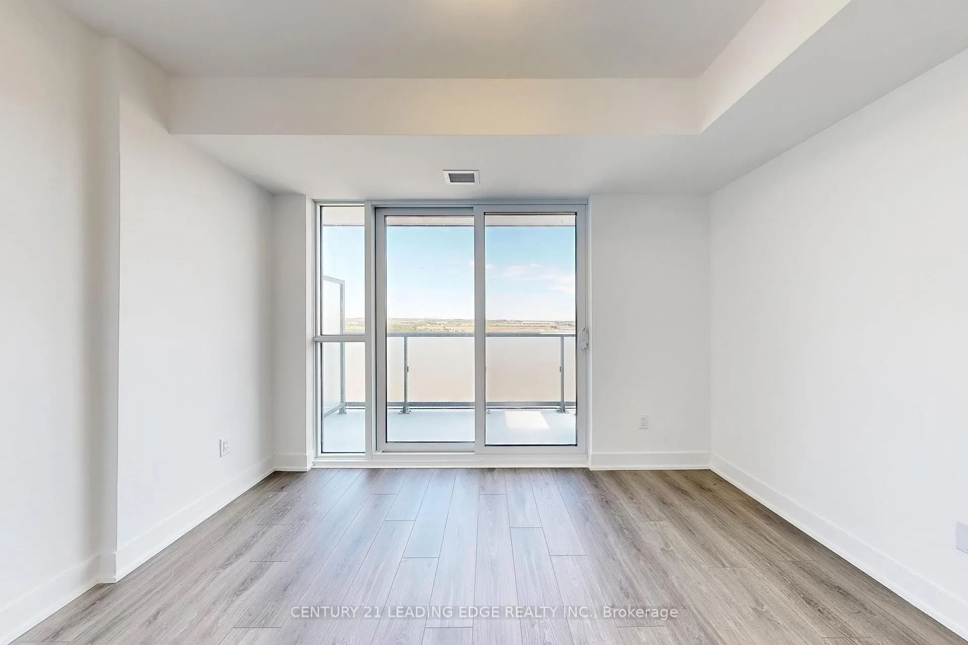 Photo 19 of Unit 2503, 2545 Simcoe Street N, Oshawa, Windfields — HOMEH