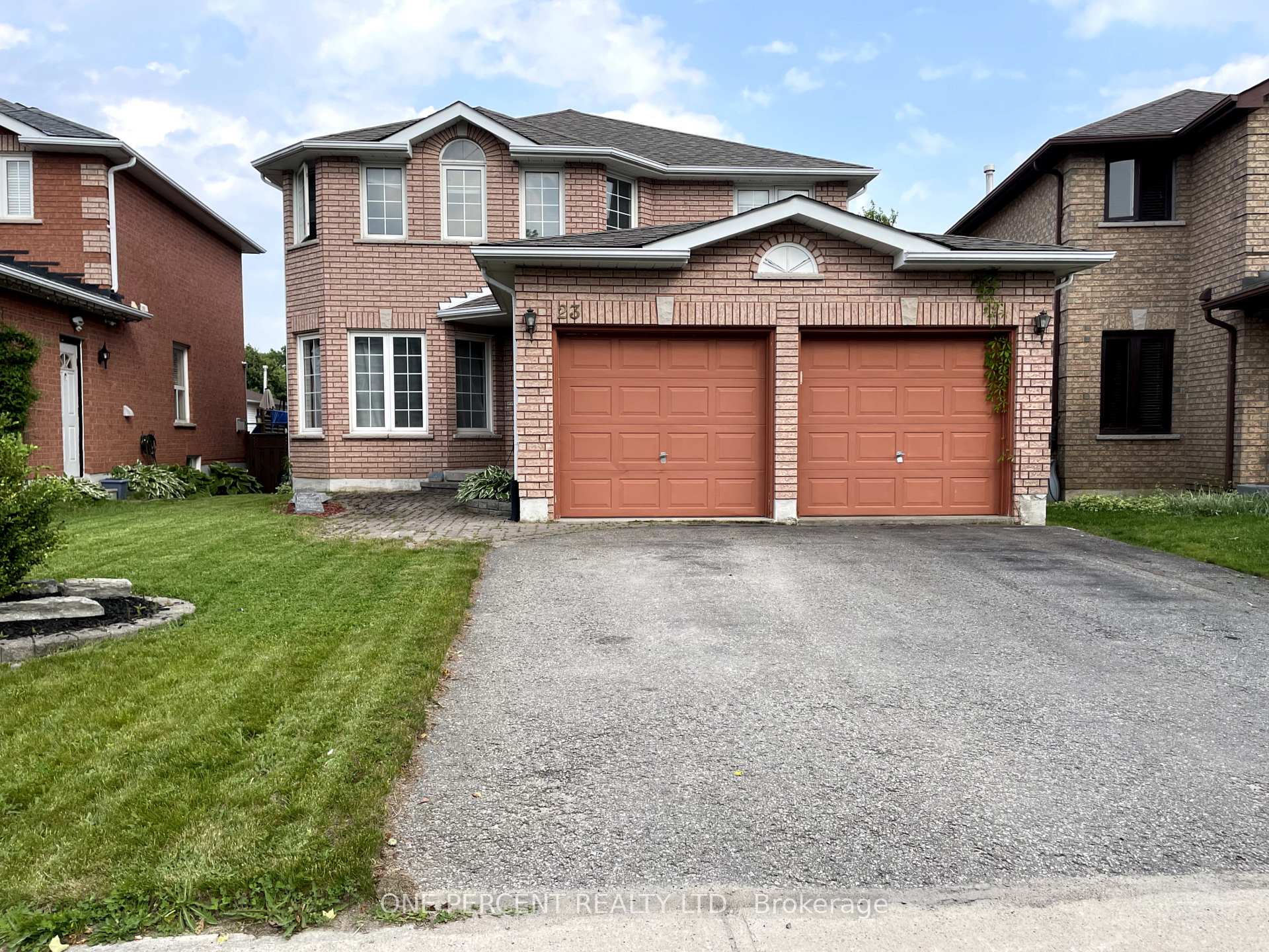 Photo 1 of 23 Nightingale Crescent, Barrie, Painswick South — HOMEH